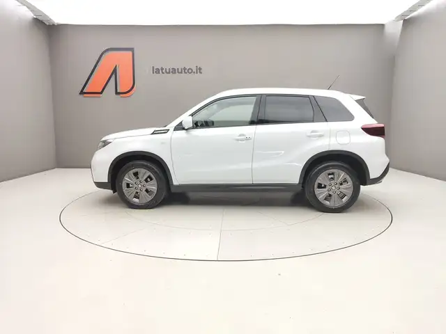 Suzuki Vitara view 4