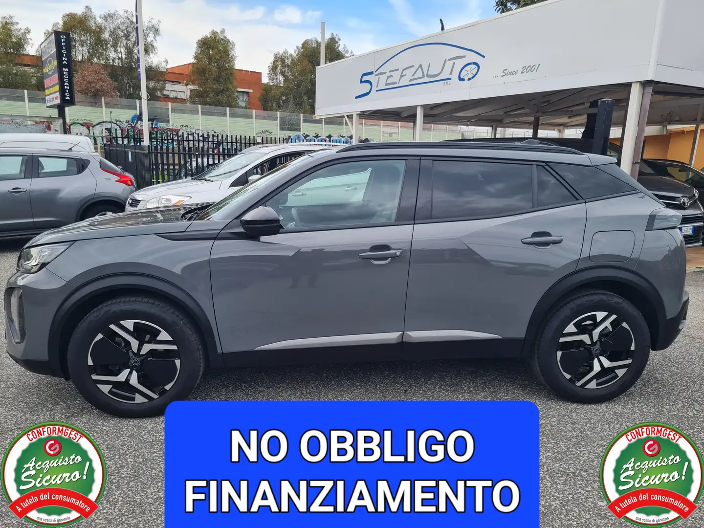 Peugeot 2008 1.2 Puretech Allure EAT8*AUT*NAV*CAMERA* Gris - 1