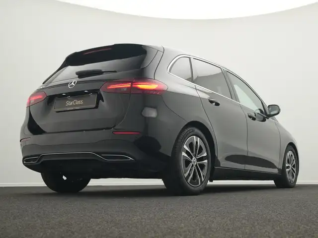 Mercedes-Benz B-Class view 11