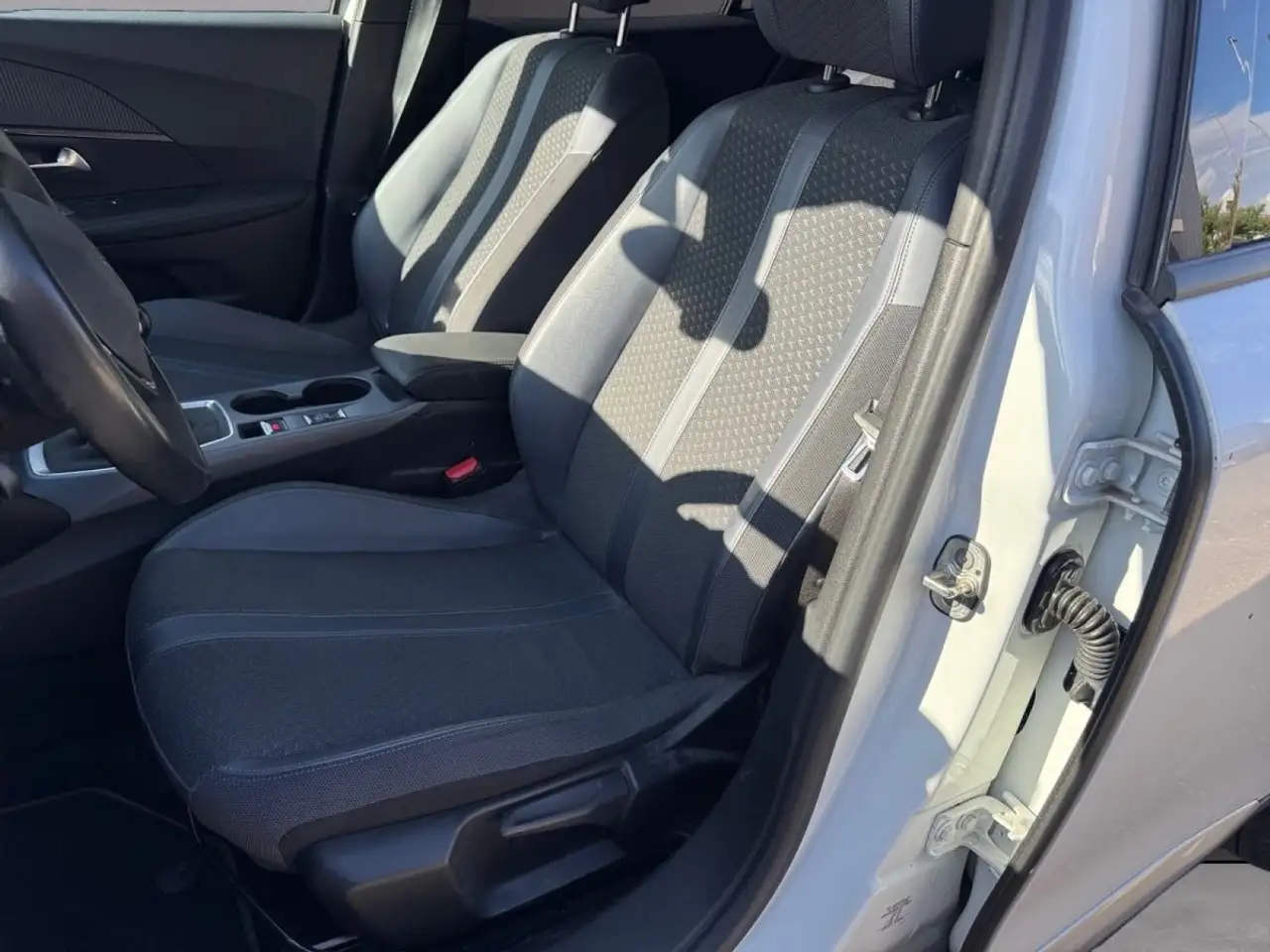 Peugeot 2008 2008 — photo 12