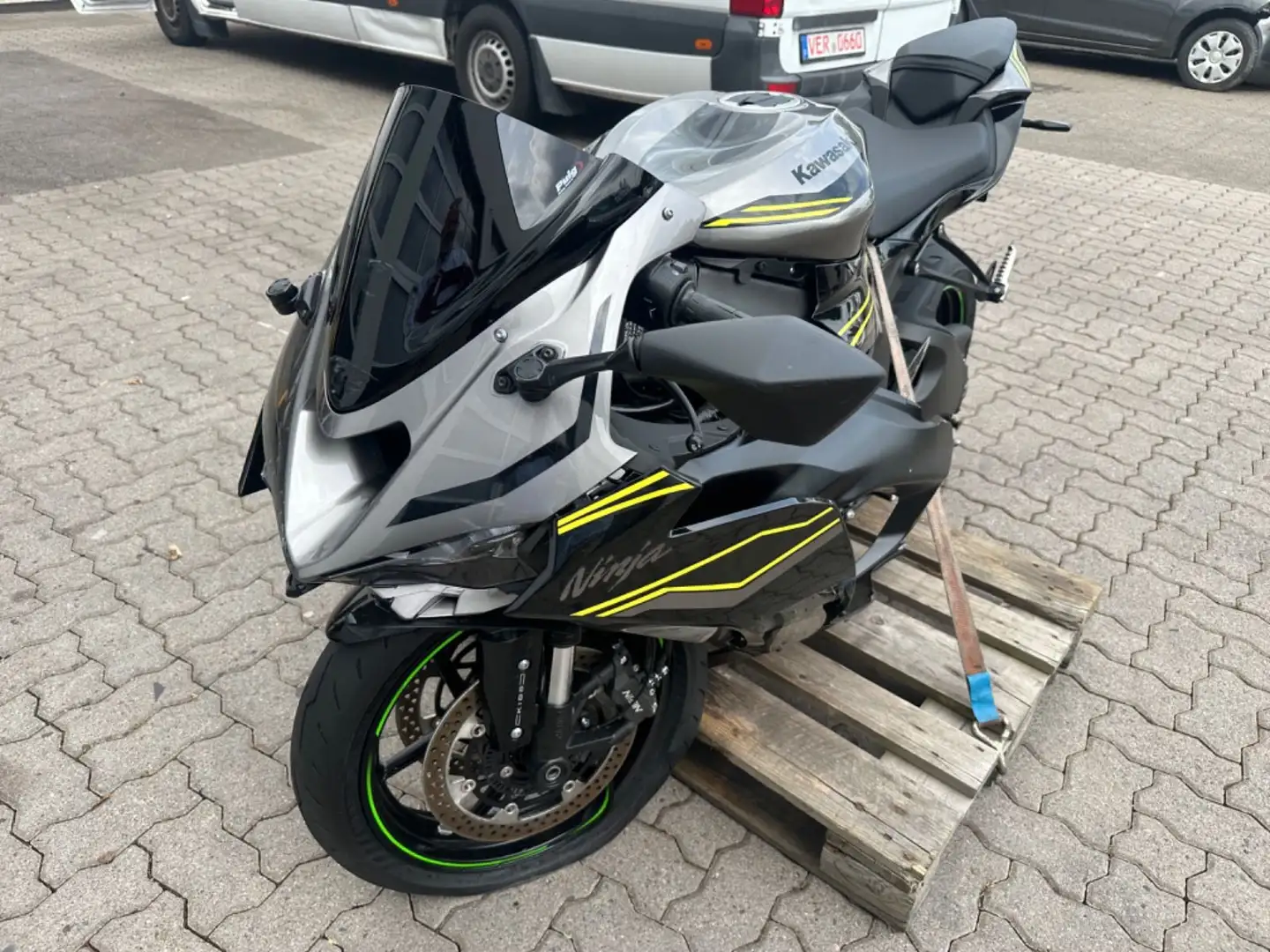 Kawasaki Ninja ZX-6R AKRAPOVIC AUSPUFF Серый - 1
