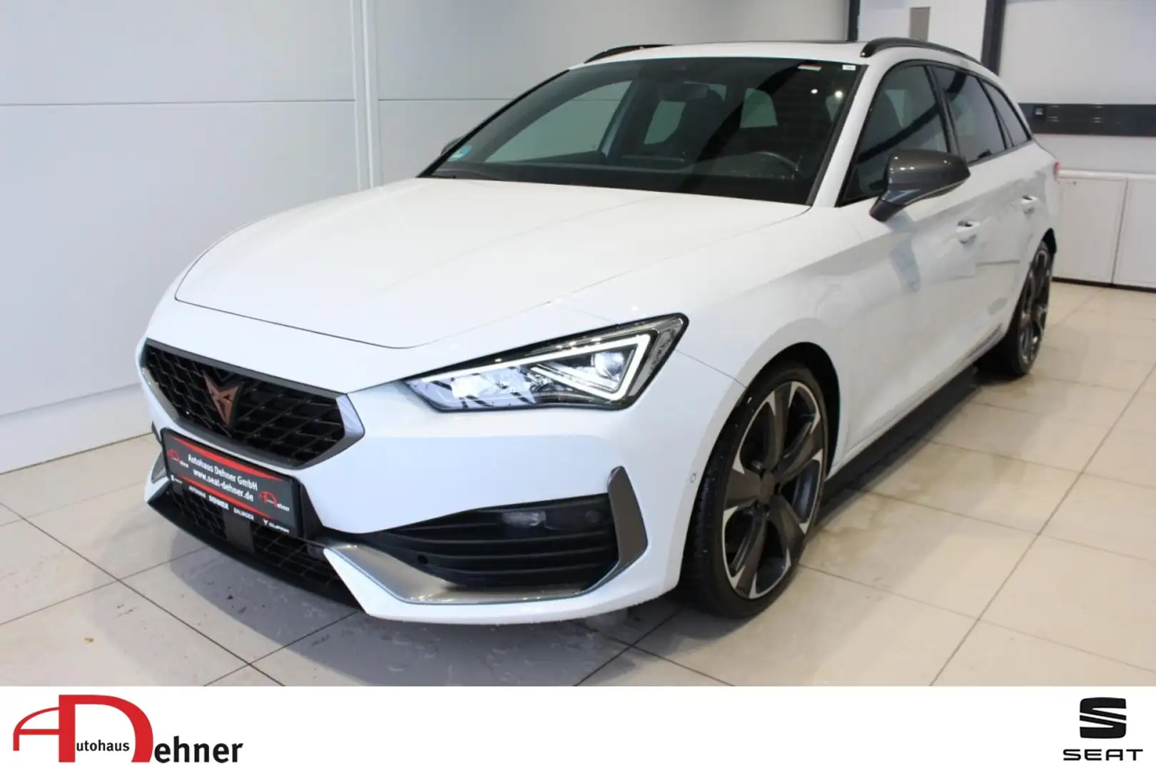 CUPRA Leon Sportstourer VZ DSG 4Drive 4JGAR+AHK+elHK Klima Weiß - 1