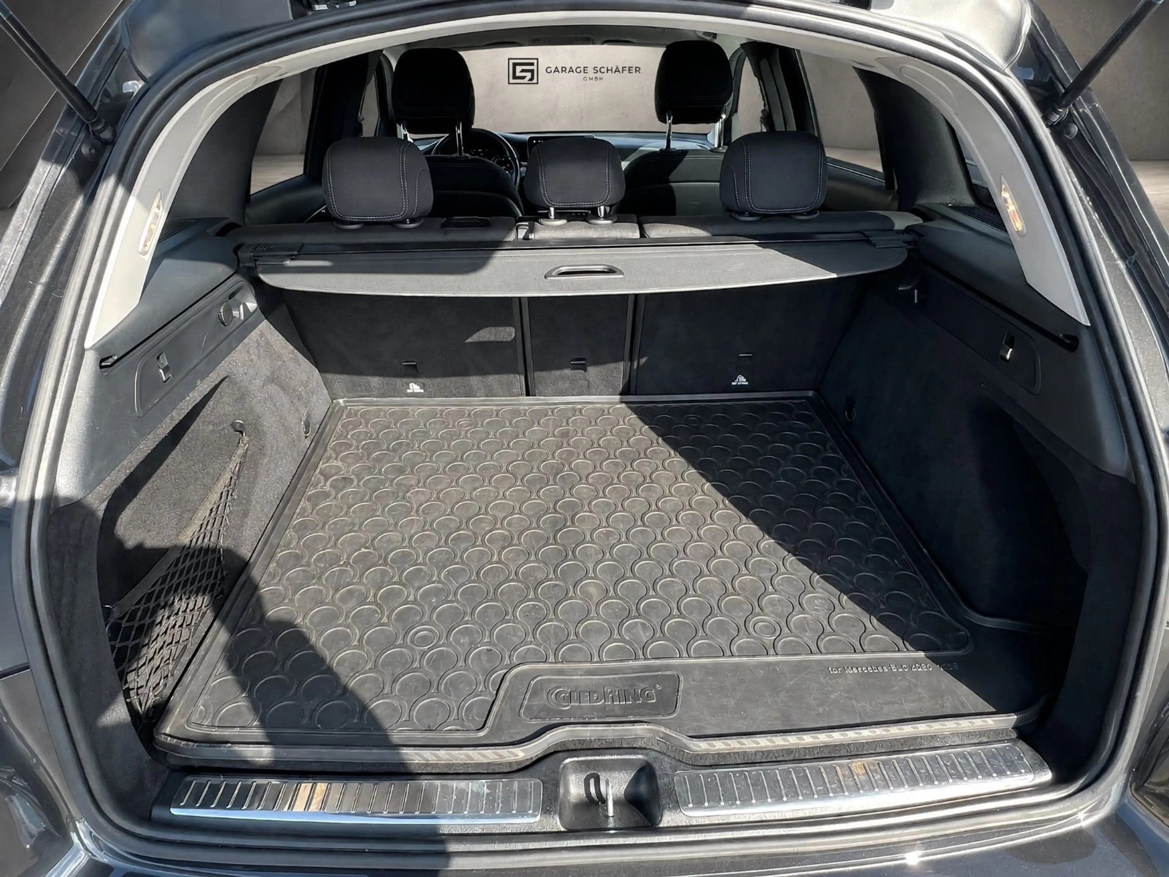 Mercedes-Benz GLC 200 4Matic Facelift Navi LED AHK 360* — photo 7