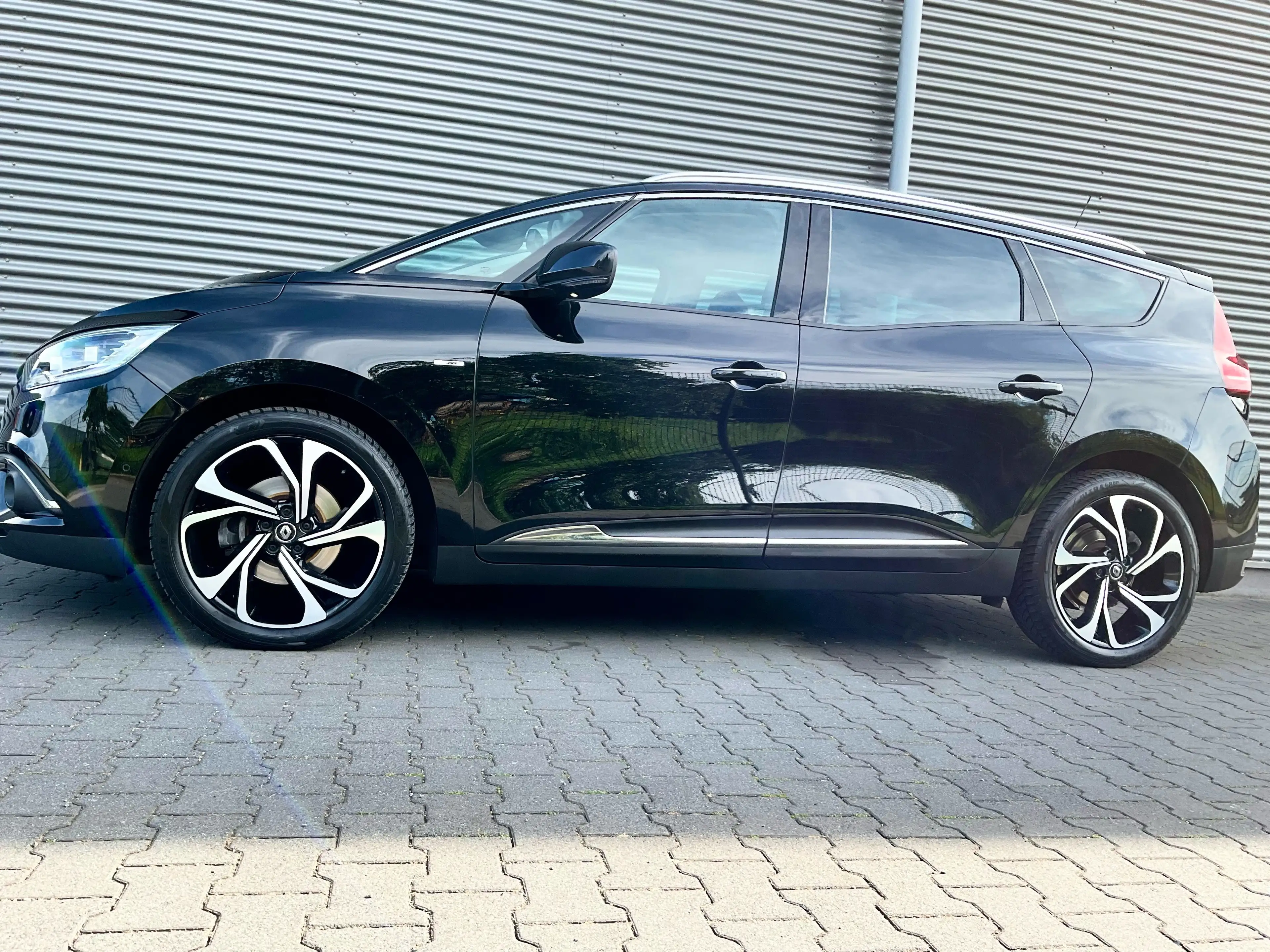 Renault Grand Scenic TCe 140 Bose 7P Automaat 12 maanden garantie — photo 3