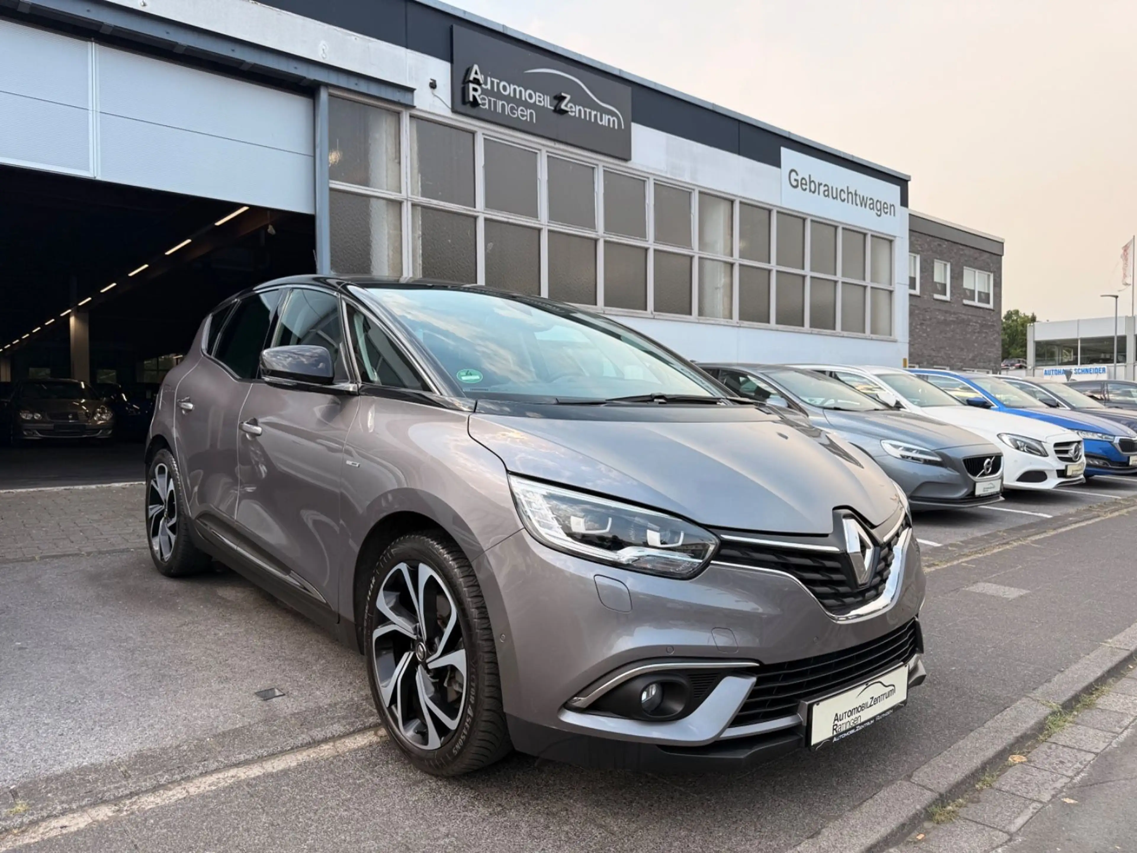 Renault Scenic IV BOSE Edition 2.HD*LED*NAV*LEDER*20ZOLL