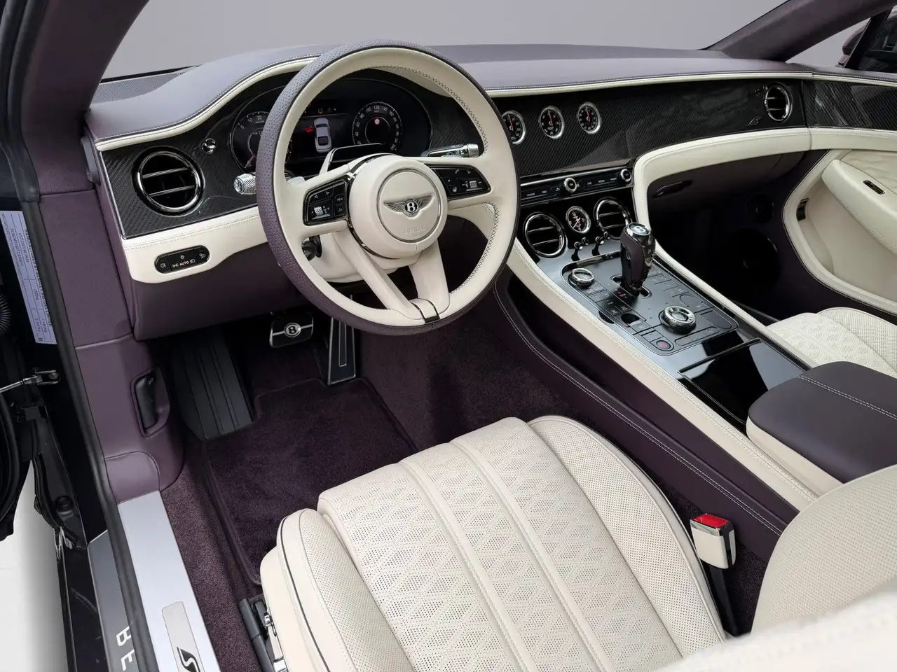 Bentley Continental GT 2026 — фото 11