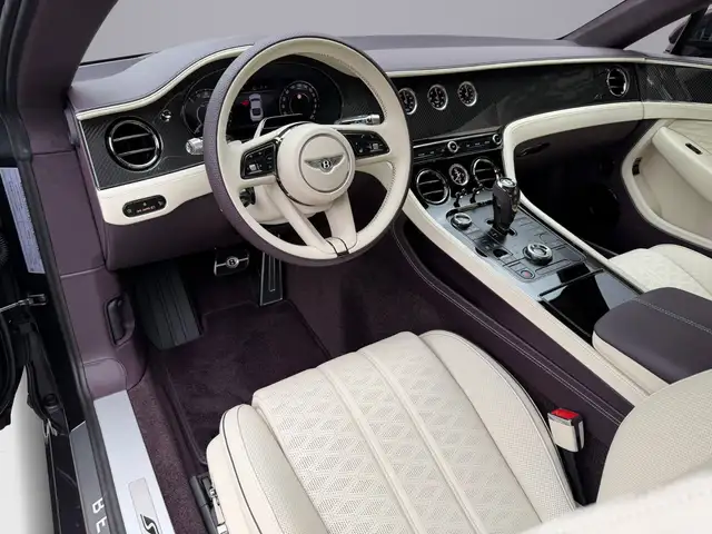 Bentley Continental GT view 11