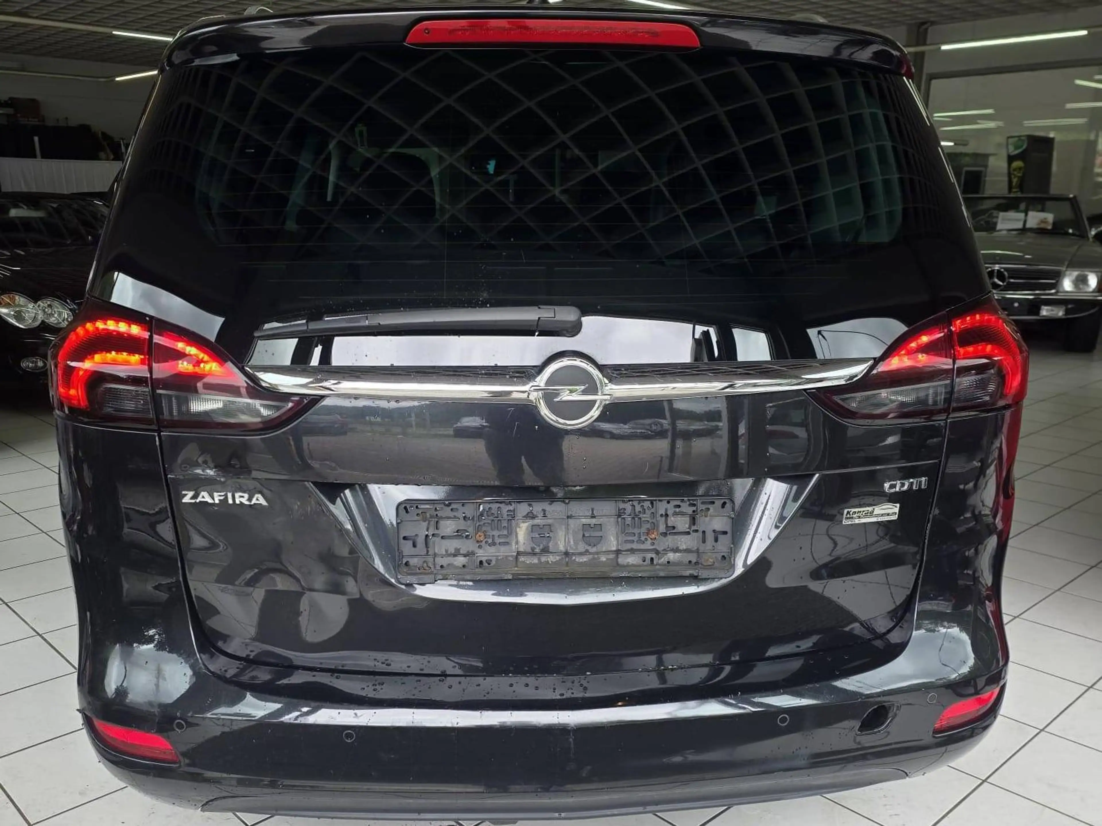 Opel Zafira Tourer Sport — photo 5