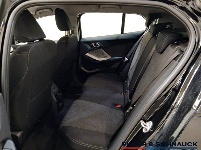 BMW 120 i 18 ZOLL+HUD+AKTIVSITZE+360°KAM — photo 9