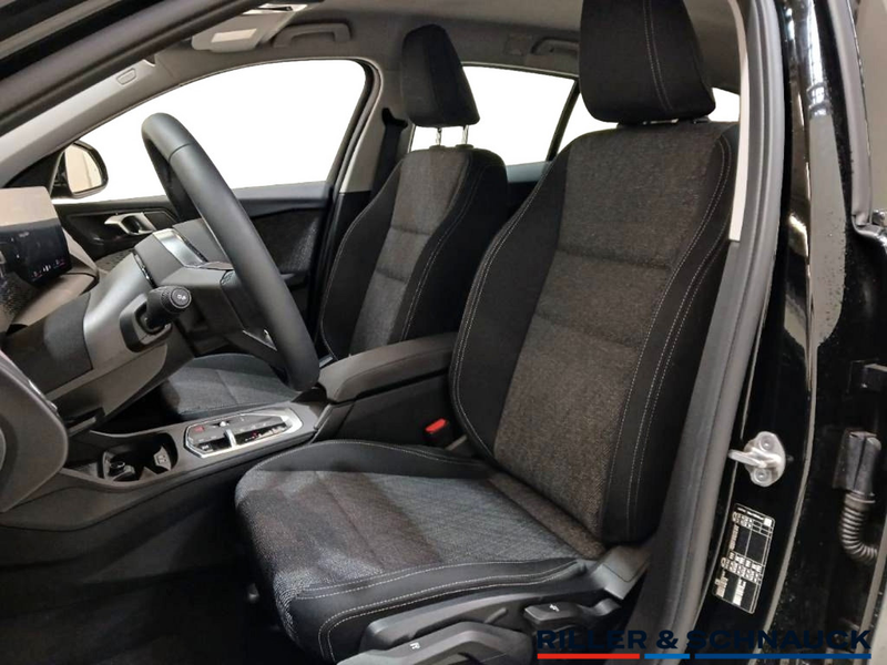BMW 120 i 18 ZOLL+HUD+AKTIVSITZE+360°KAM — photo 4