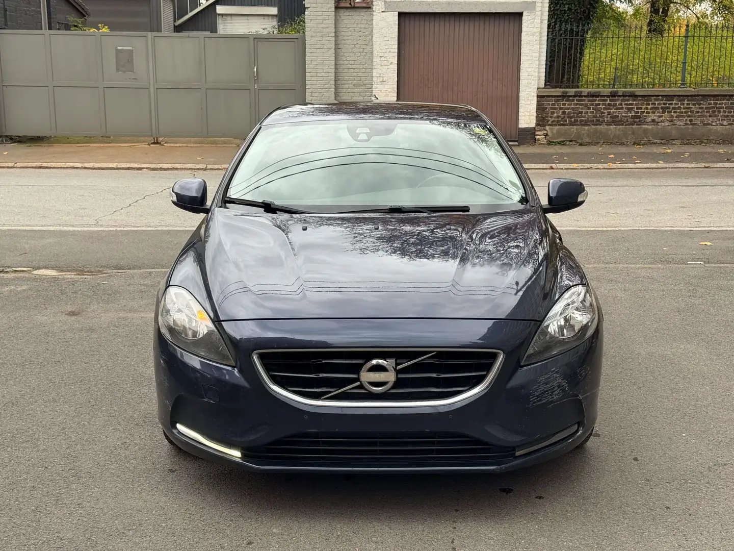 Volvo V40 V40 1.6 D2 2013// 314.000km// Ac// Bluetooth// Nav Noir - 2