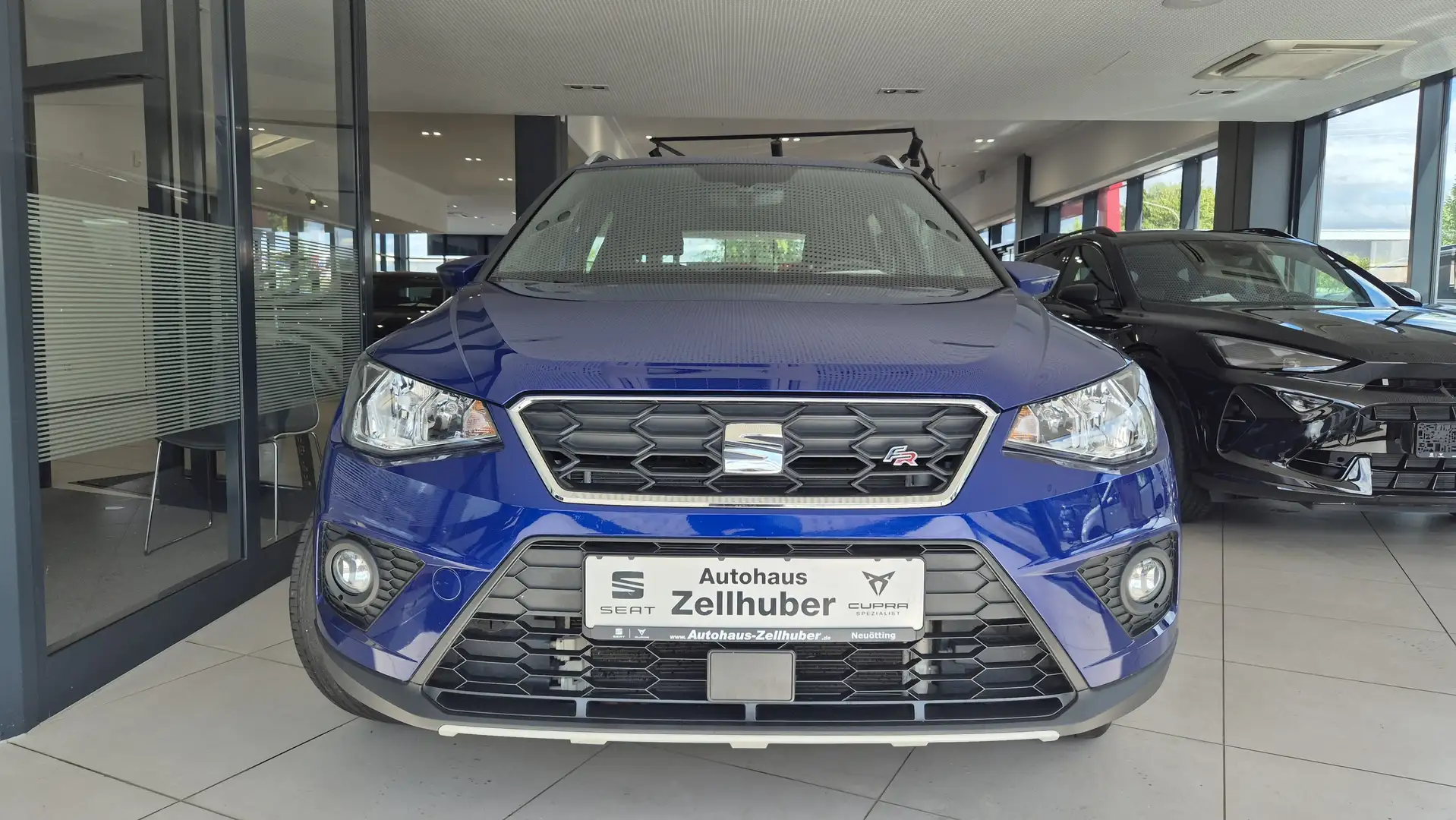 SEAT Arona 1.0 TSI FR *Navi per Full Link*Sitzheizung* Blau - 2