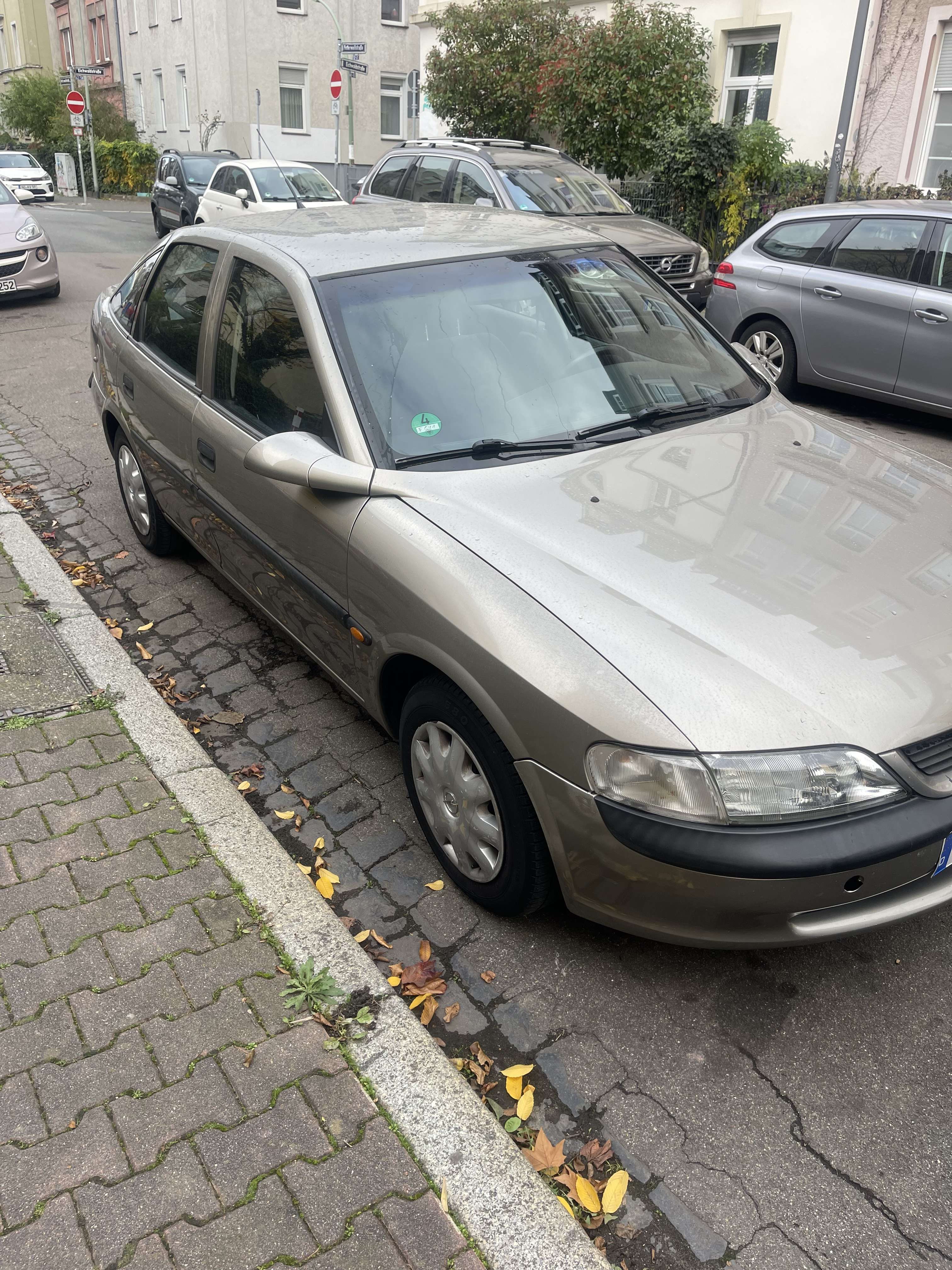 Second hand Opel Vectra 1.8