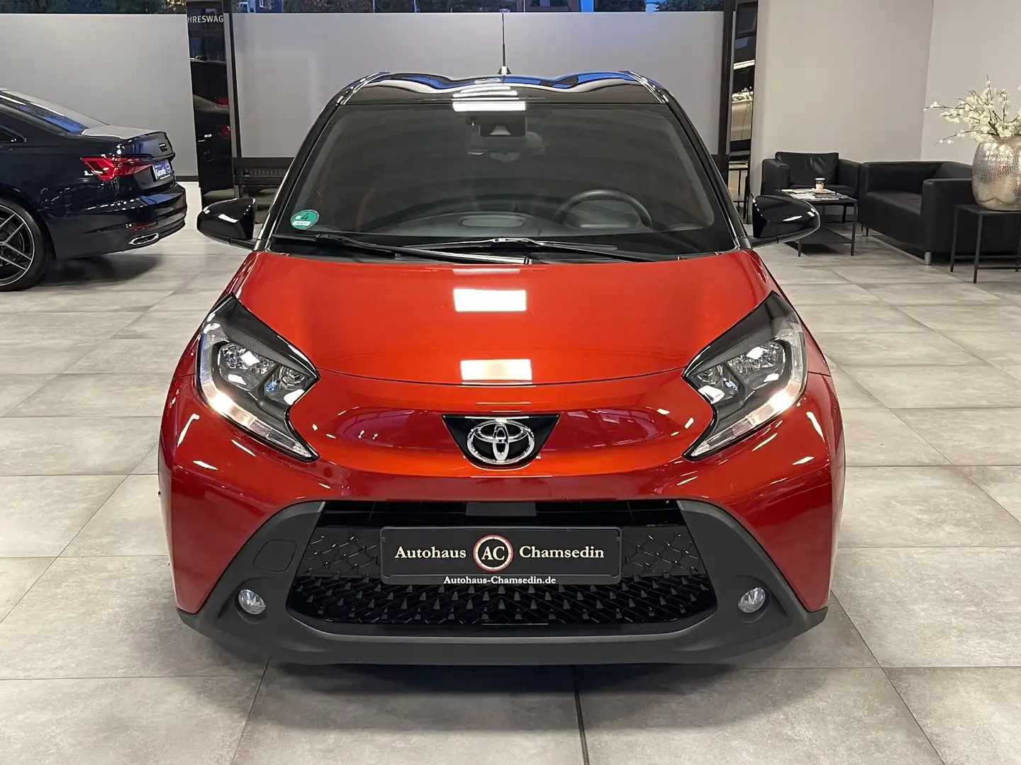 Toyota Aygo X Pulse Чорний - 1