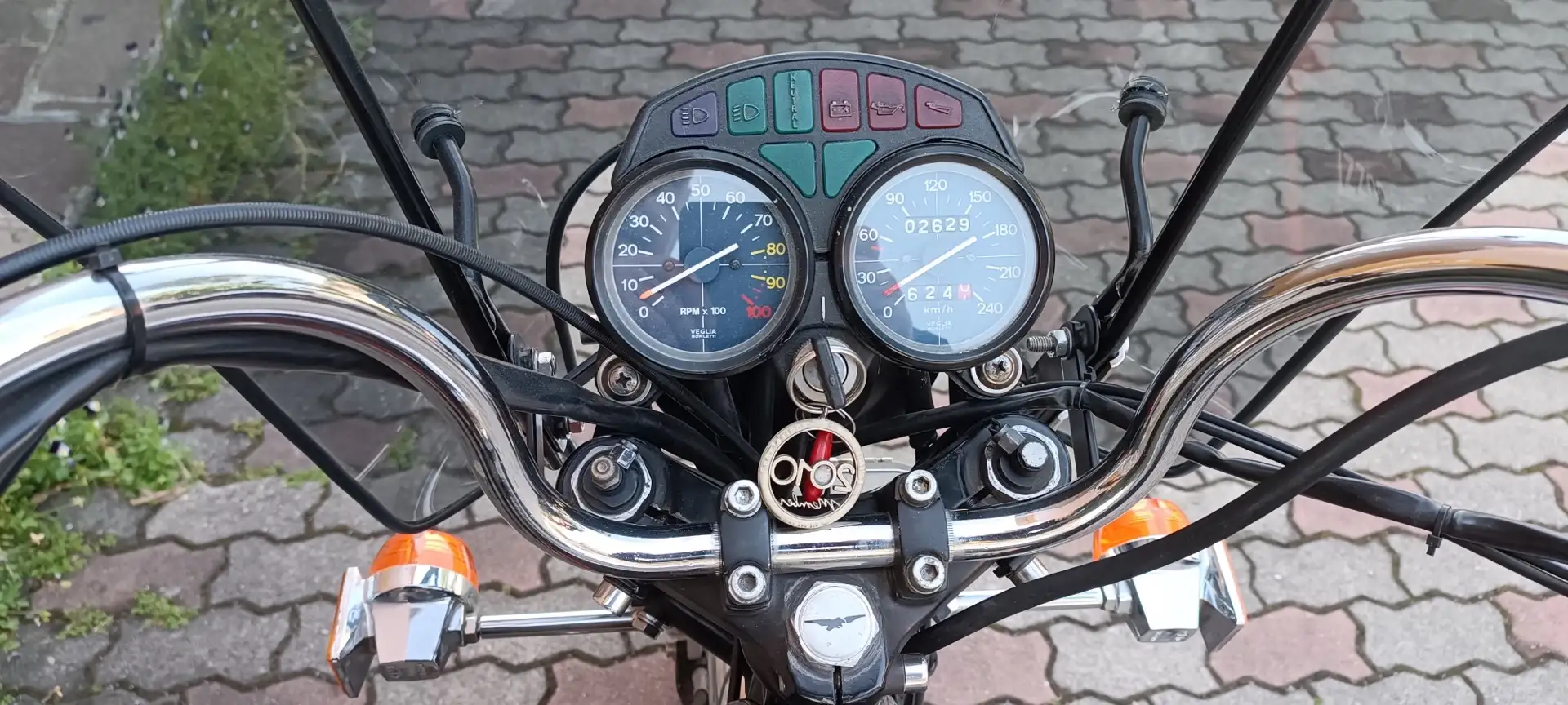 Moto Guzzi V 65 V65C Black - 1