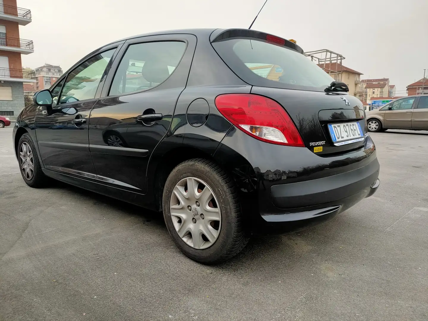 Peugeot 207 5p 1.4 8v X-Line eco-Gpl - 1