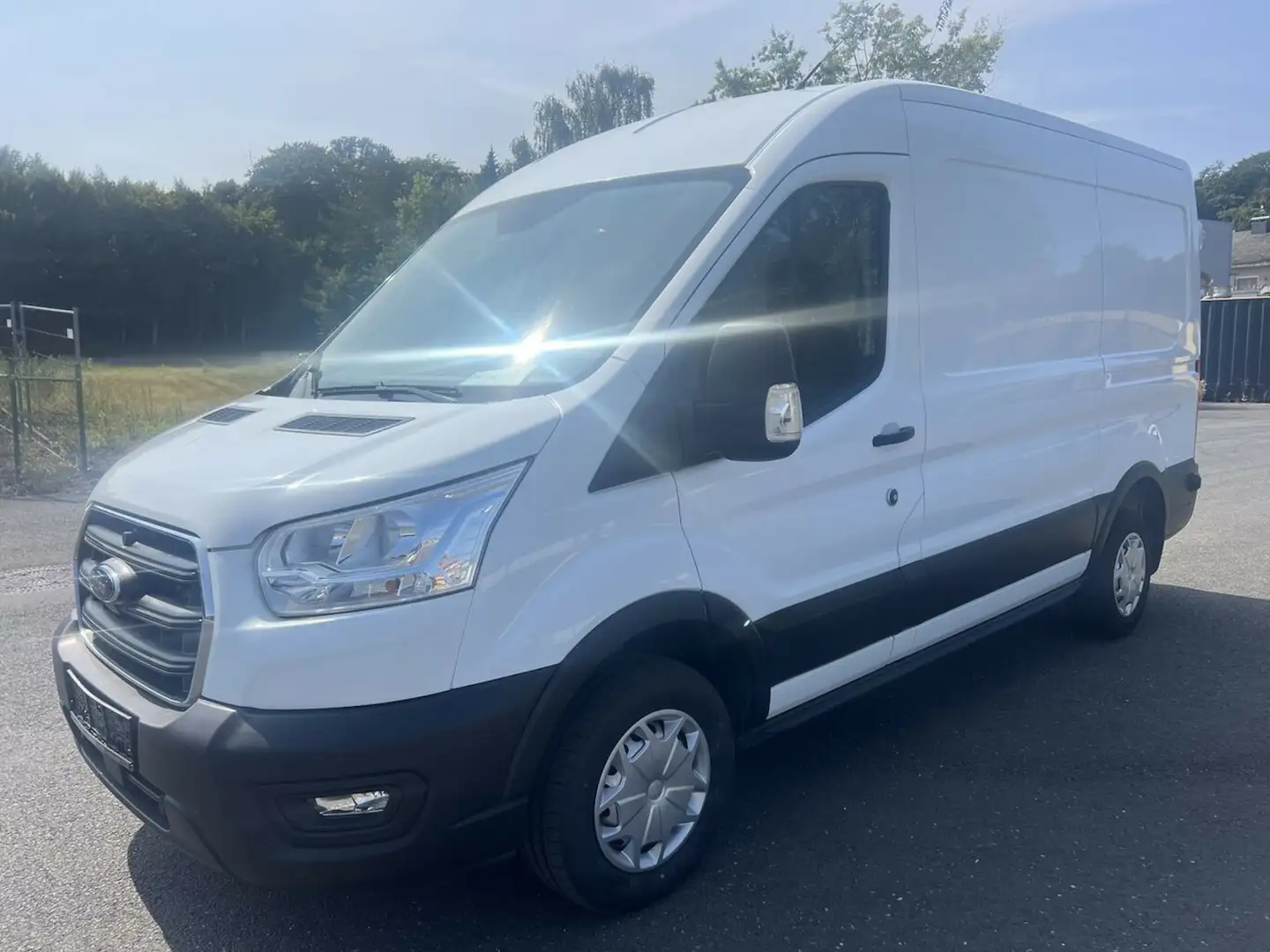 Ford Transit Kasten L2H2 Trend 2.0 TDCi, Euro 6 Weiß - 1