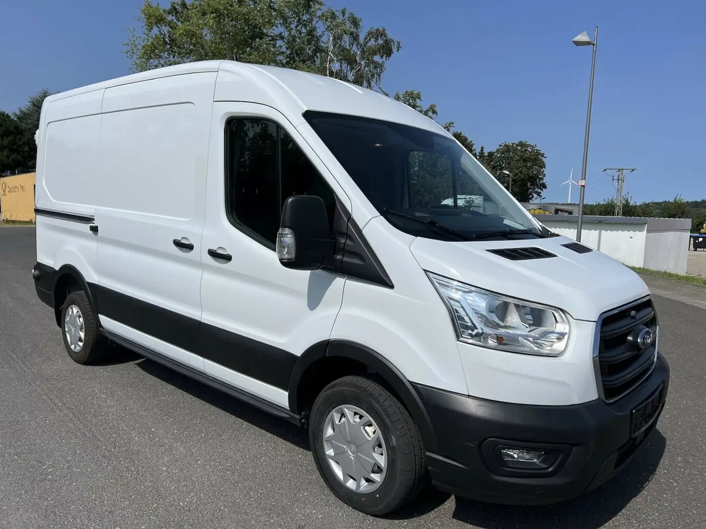 Ford Transit Kasten L2H2 Trend 2.0 TDCi, Euro 6 Weiß - 2