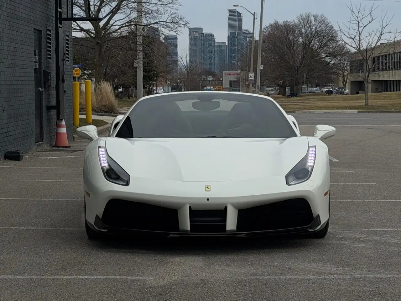 Ferrari 488 снимка Ferrari 488