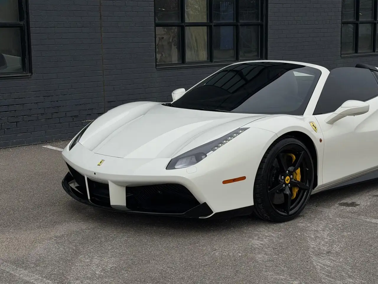 Ferrari 488 снимка Ferrari 488