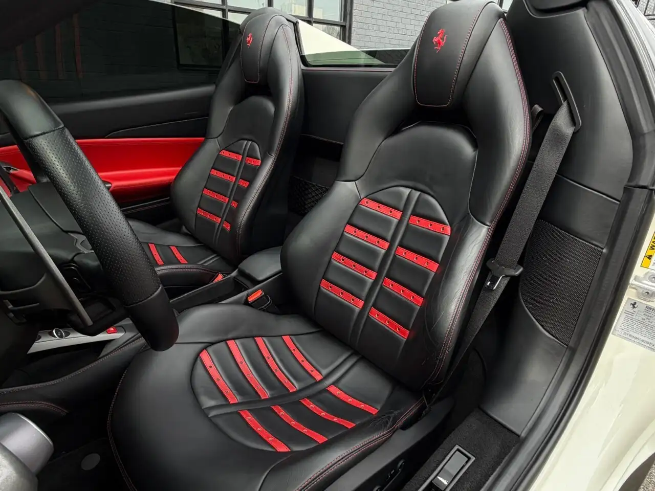Ferrari 488 снимка Ferrari 488