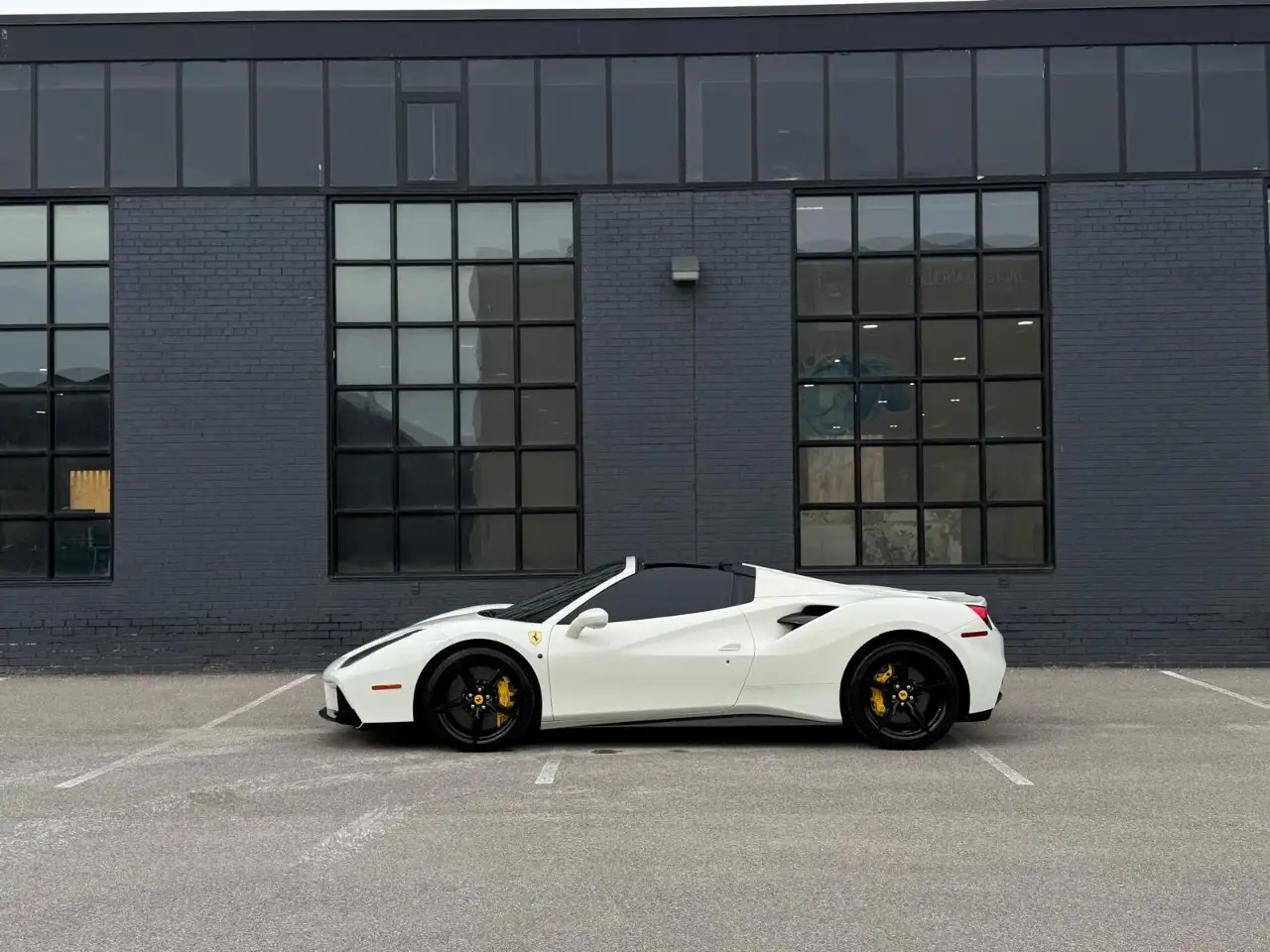 Ferrari 488 снимка Ferrari 488
