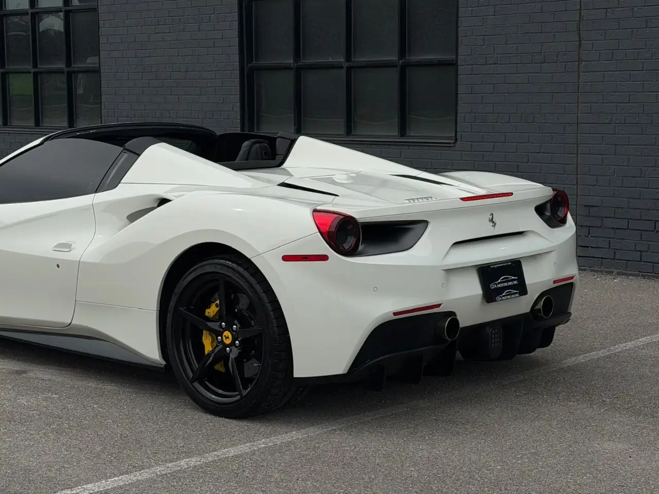 Ferrari 488 снимка Ferrari 488