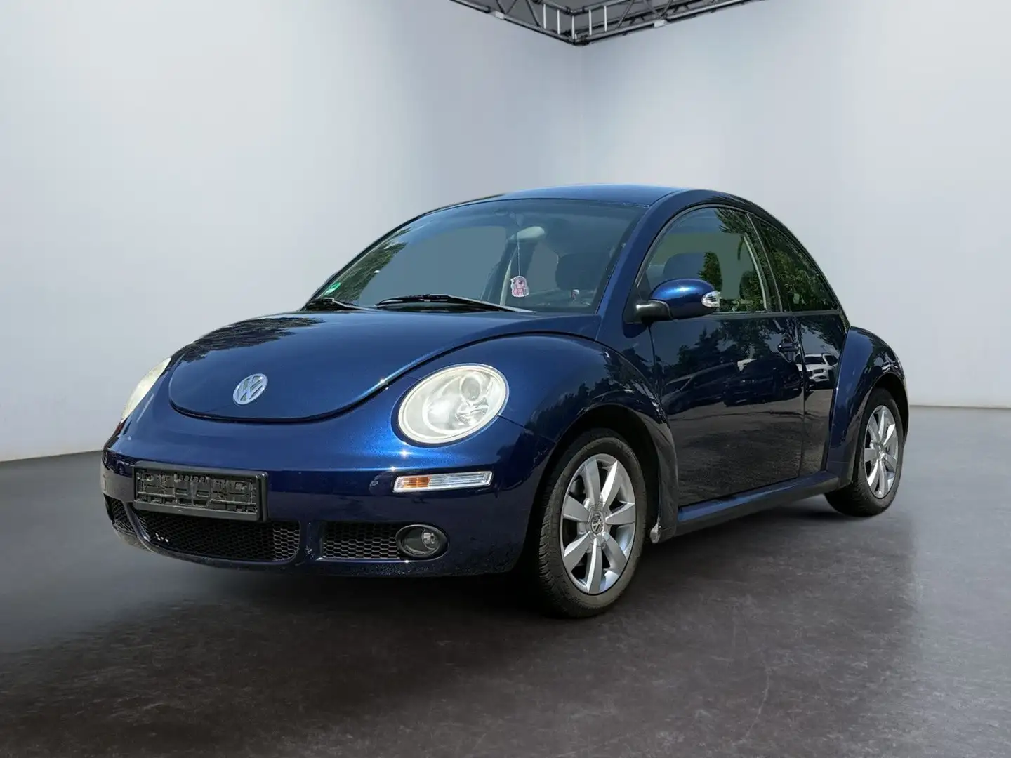 Volkswagen New Beetle Lim. 1.6 Blau - 1