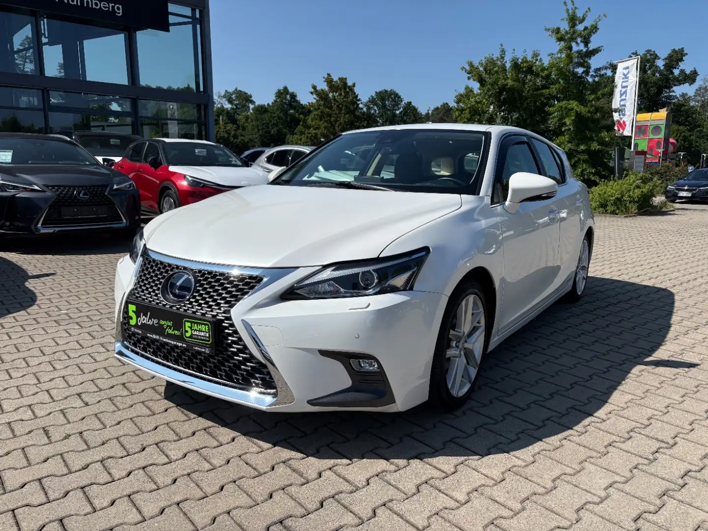 Lexus CT 200h Amazing Edition Navi, Kamera, PDC, LED Bianco - 2