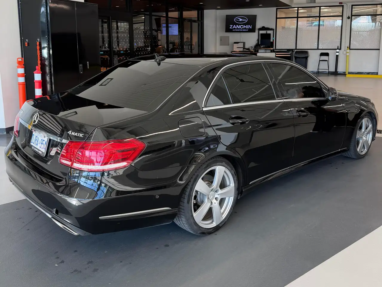 Mercedes-Benz E-Class fotografie Mercedes-Benz E-Class