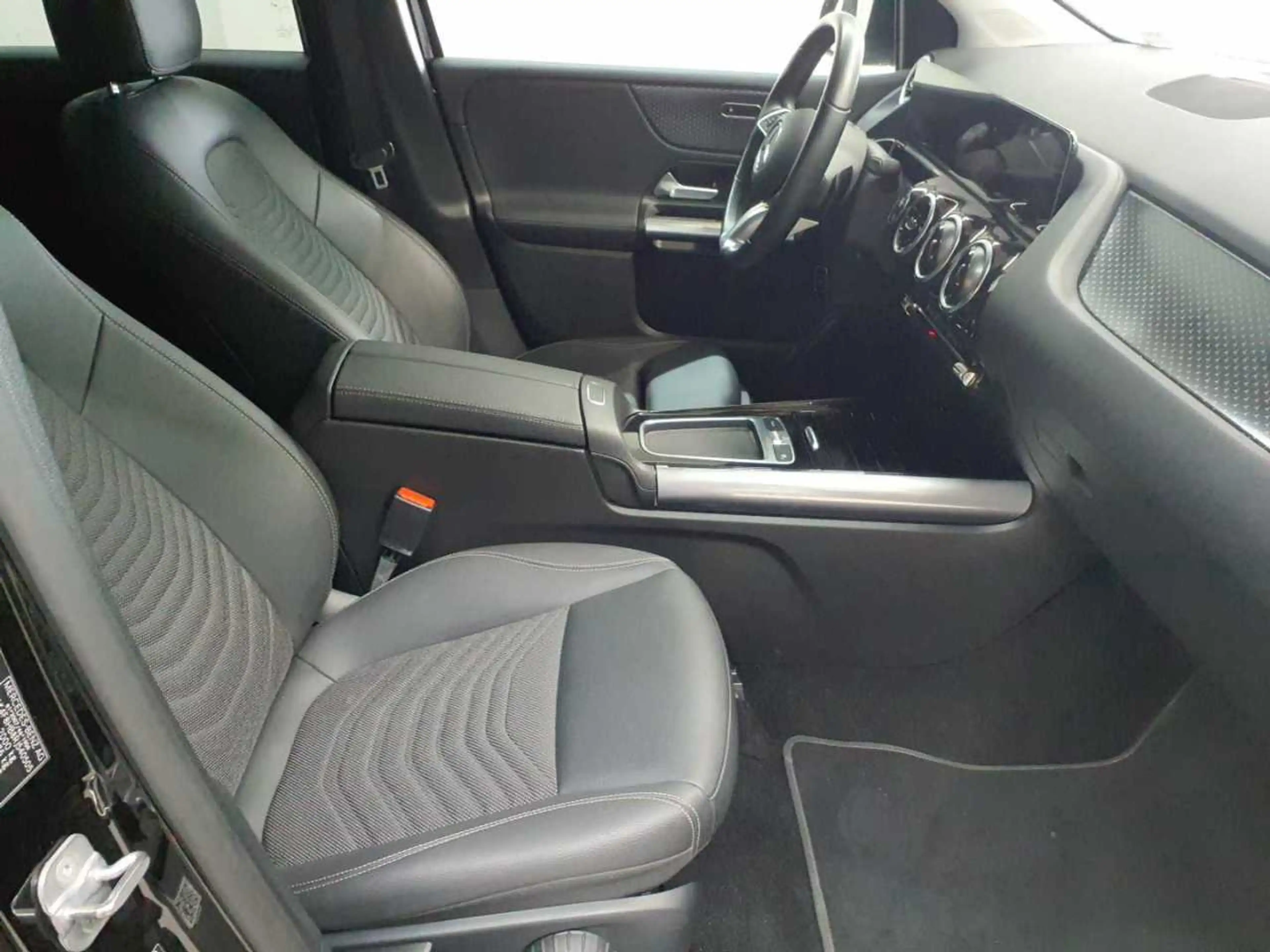 Mercedes-Benz B 200 B 200 7G-Progressive Advanced AHK DIS — photo 8