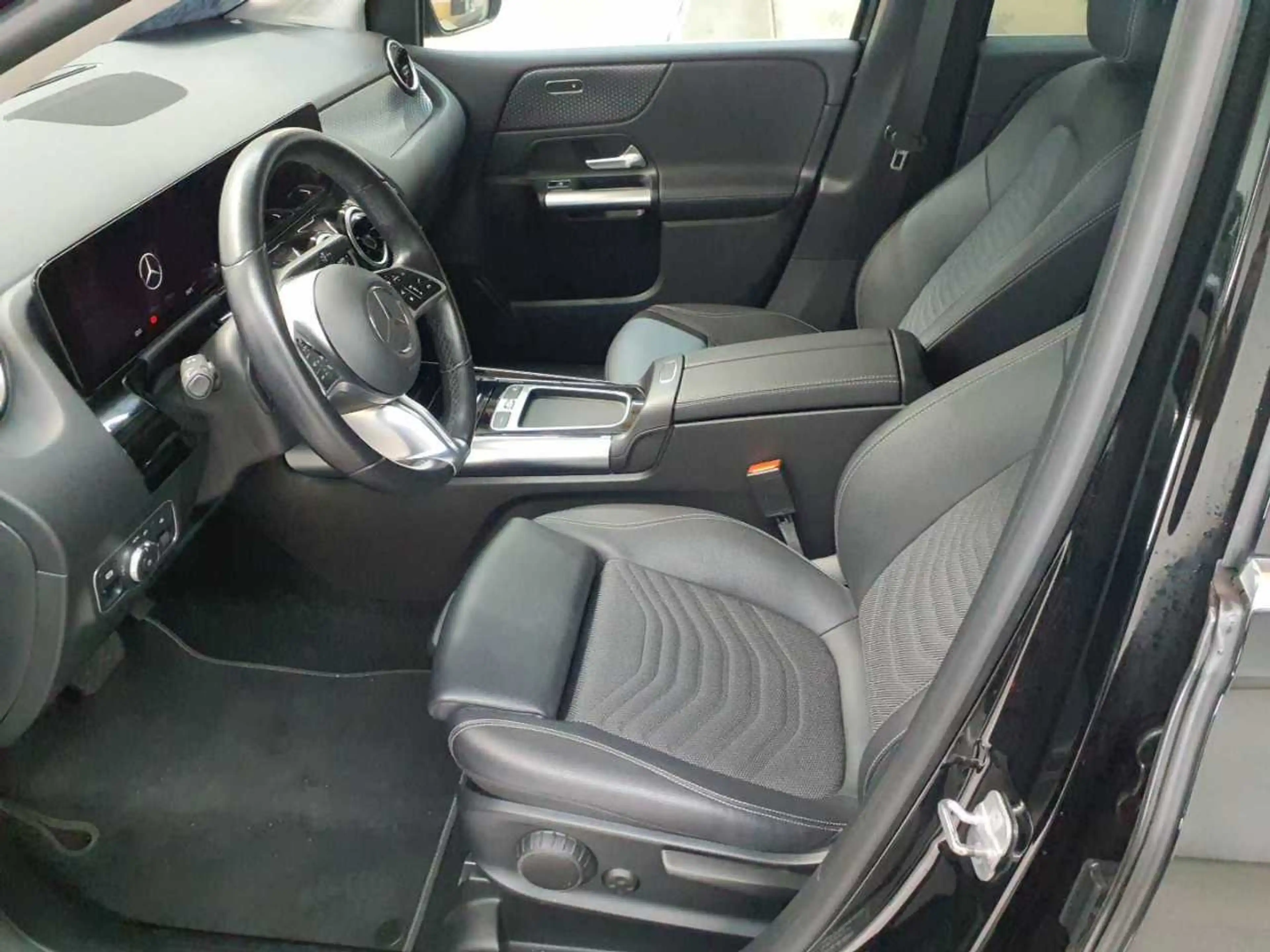 Mercedes-Benz B 200 B 200 7G-Progressive Advanced AHK DIS — photo 7