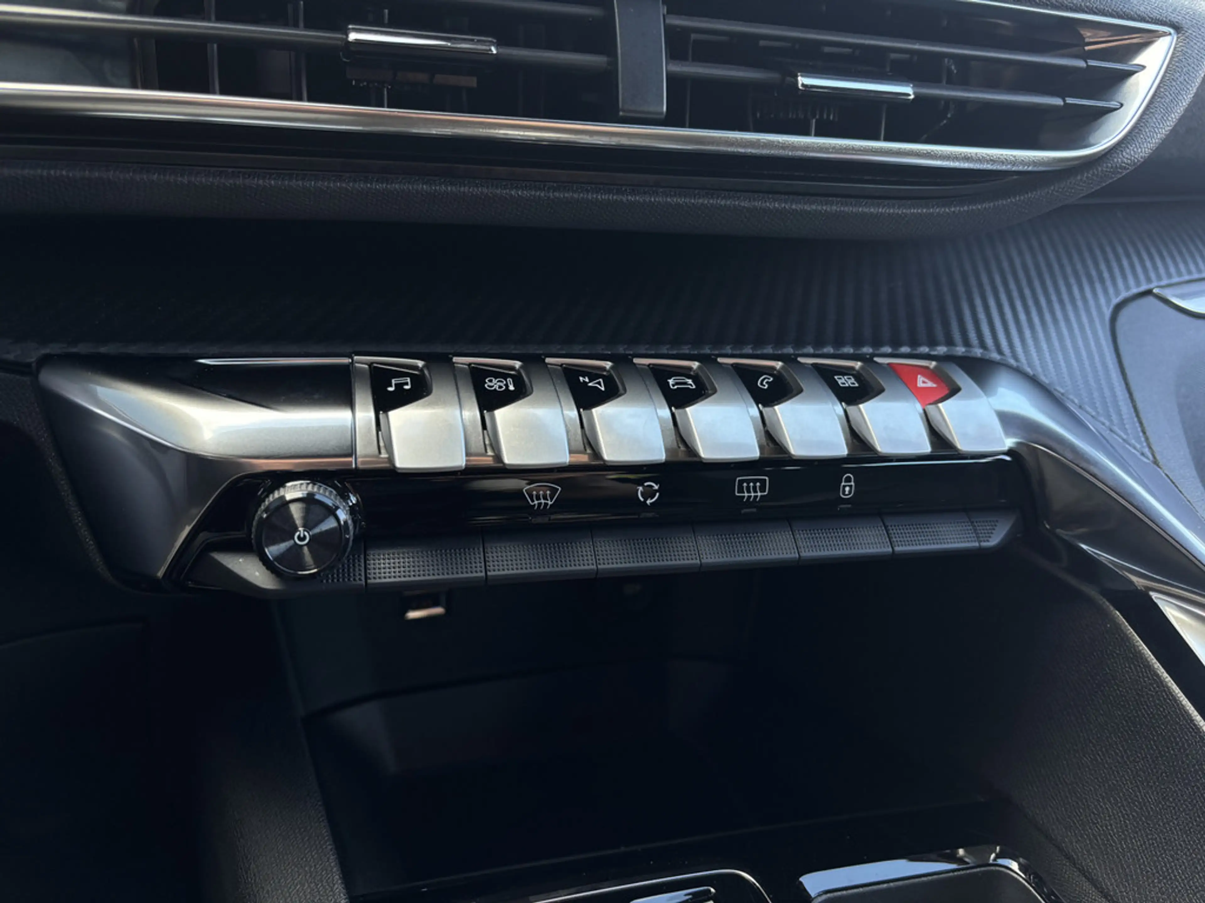 Peugeot 3008 1.2 PureTech Active Pack Business 1e-Eig. & Dealer — photo 17