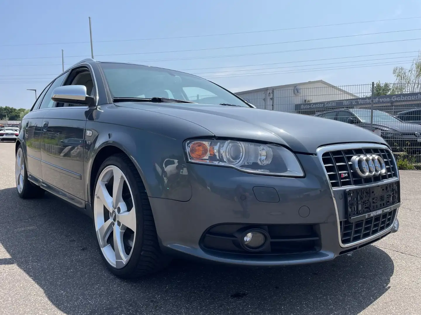 Audi S4 Avant 4.2 quattro Grau - 2