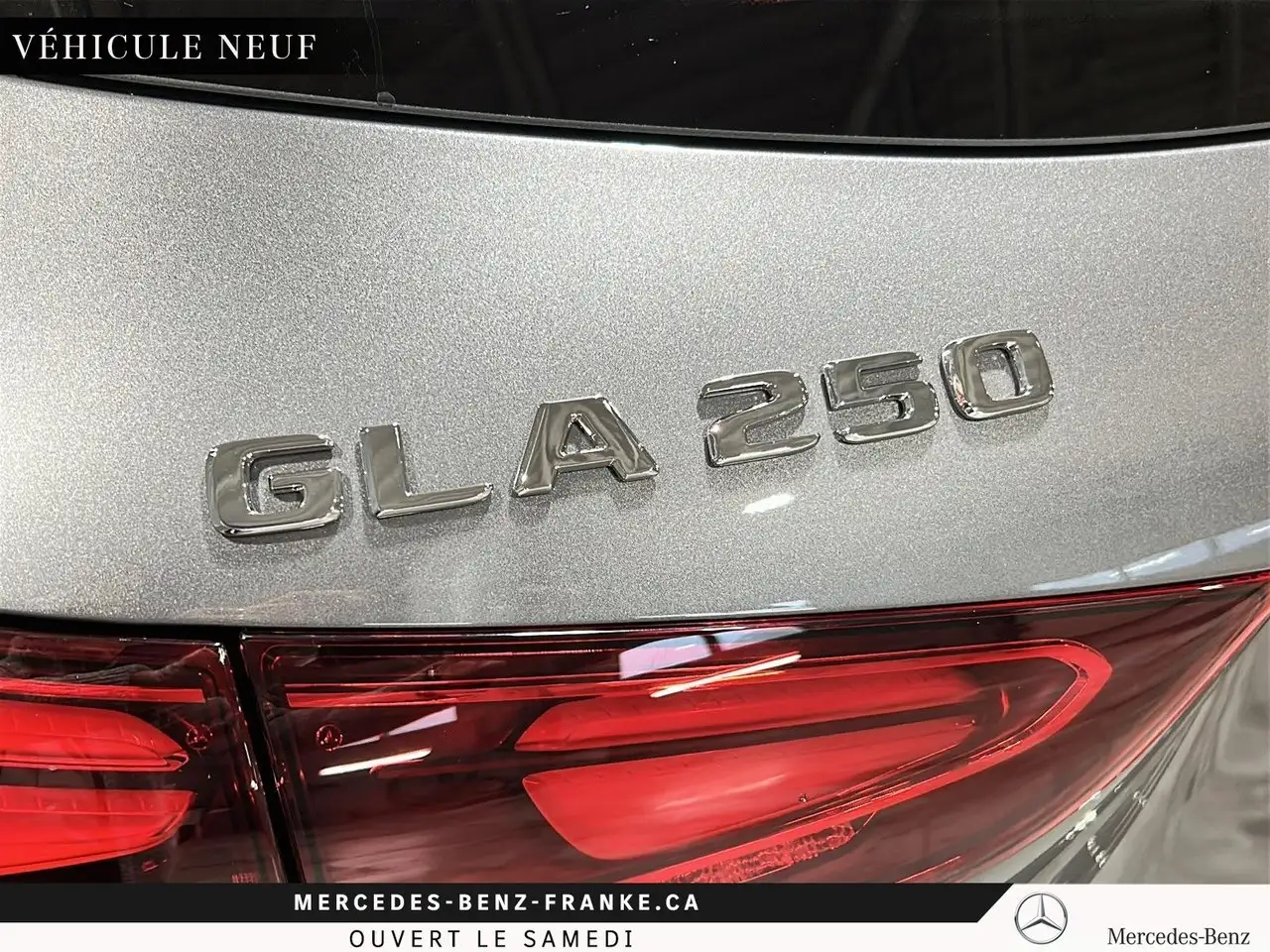 Mercedes-Benz GLA снимка Mercedes-Benz GLA