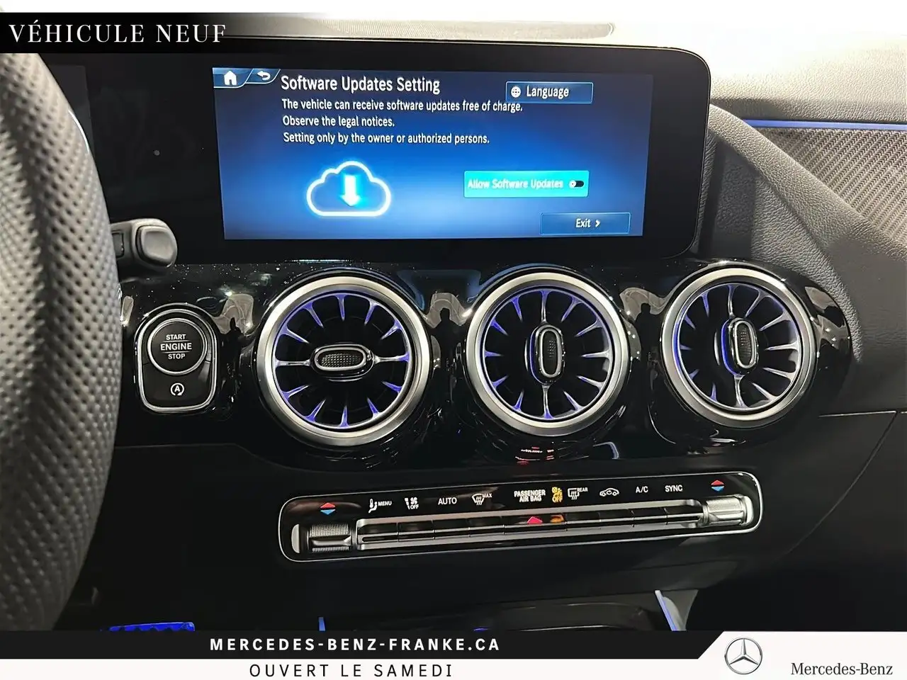 Mercedes-Benz GLA снимка Mercedes-Benz GLA