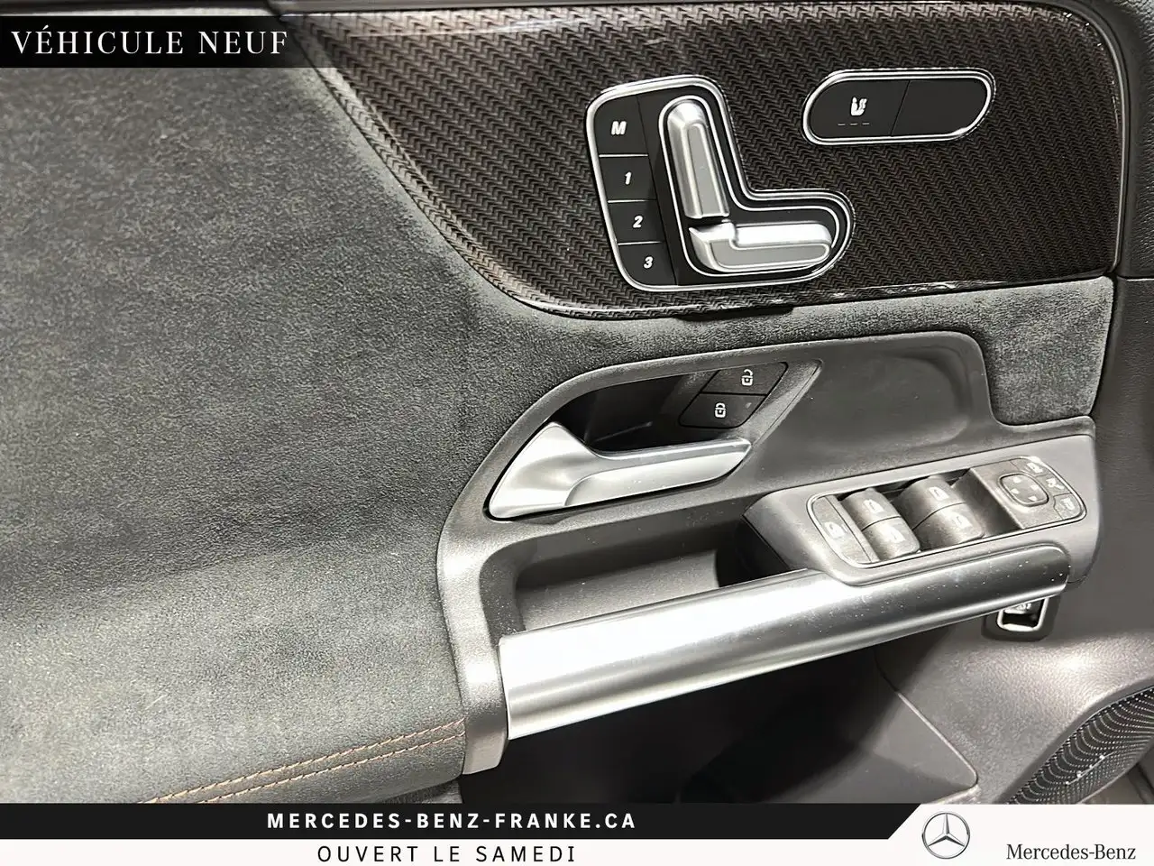 Mercedes-Benz GLA снимка Mercedes-Benz GLA