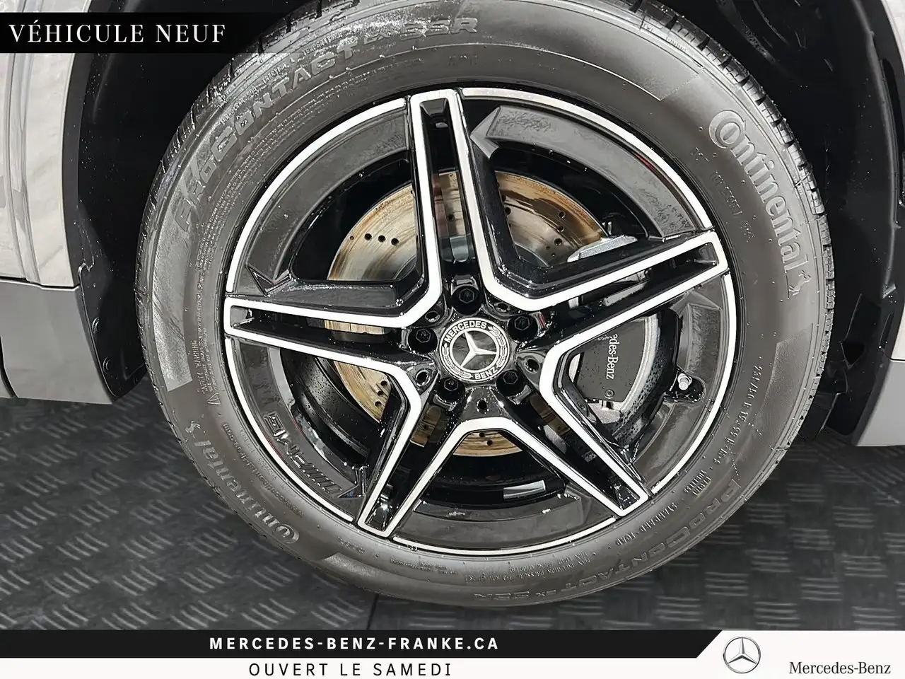 Mercedes-Benz GLA снимка Mercedes-Benz GLA