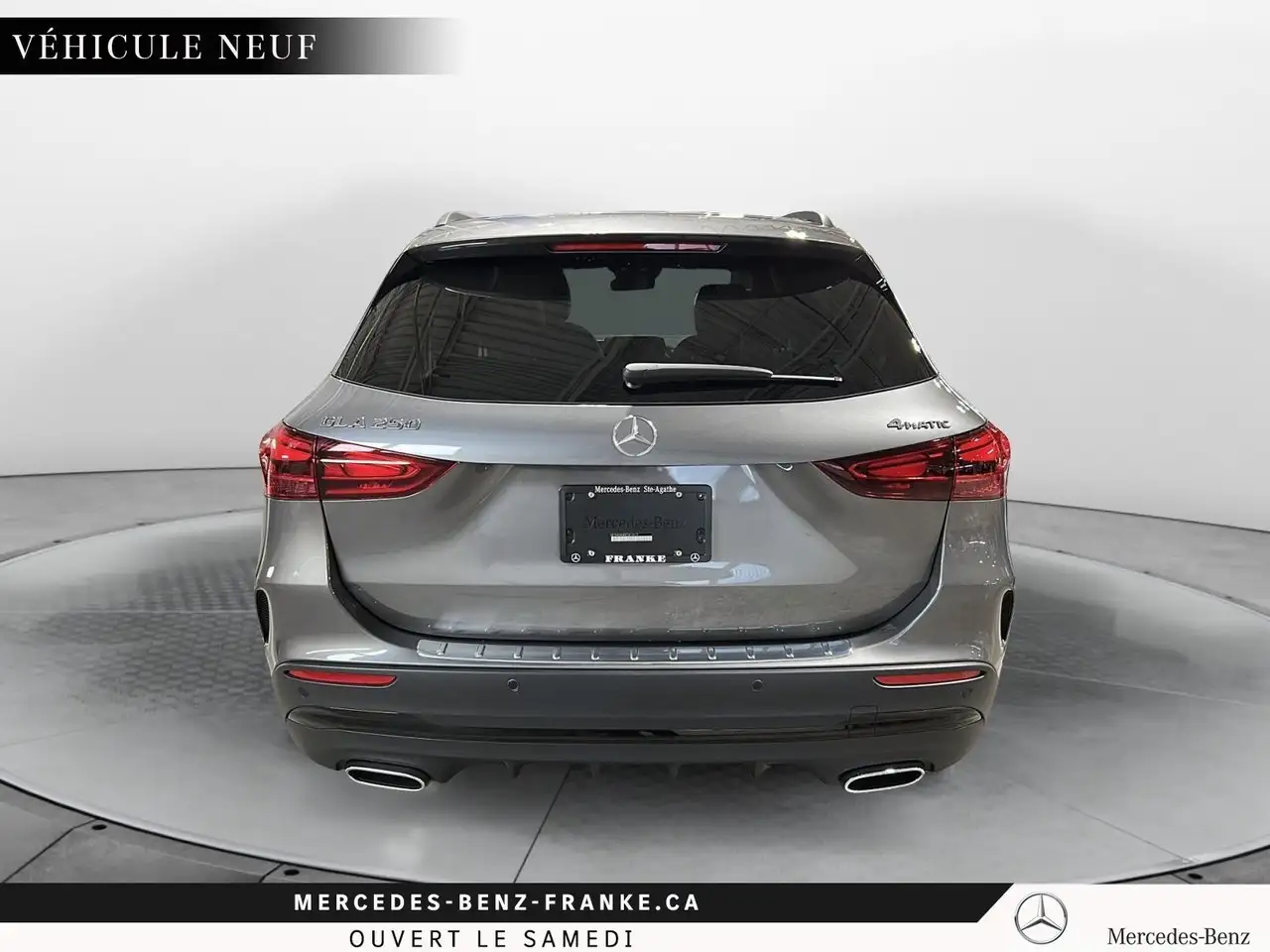 Mercedes-Benz GLA снимка Mercedes-Benz GLA