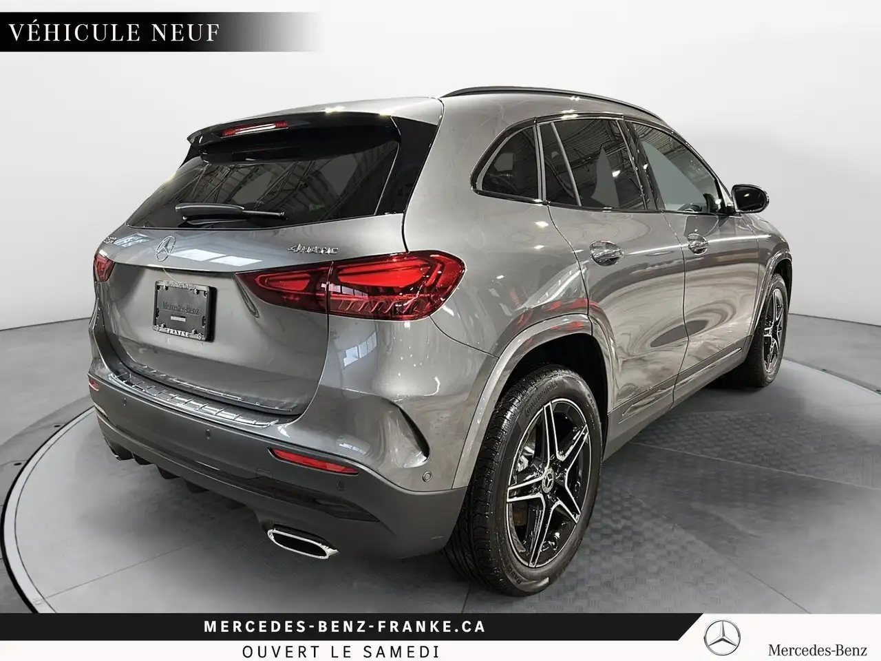 Mercedes-Benz GLA снимка Mercedes-Benz GLA