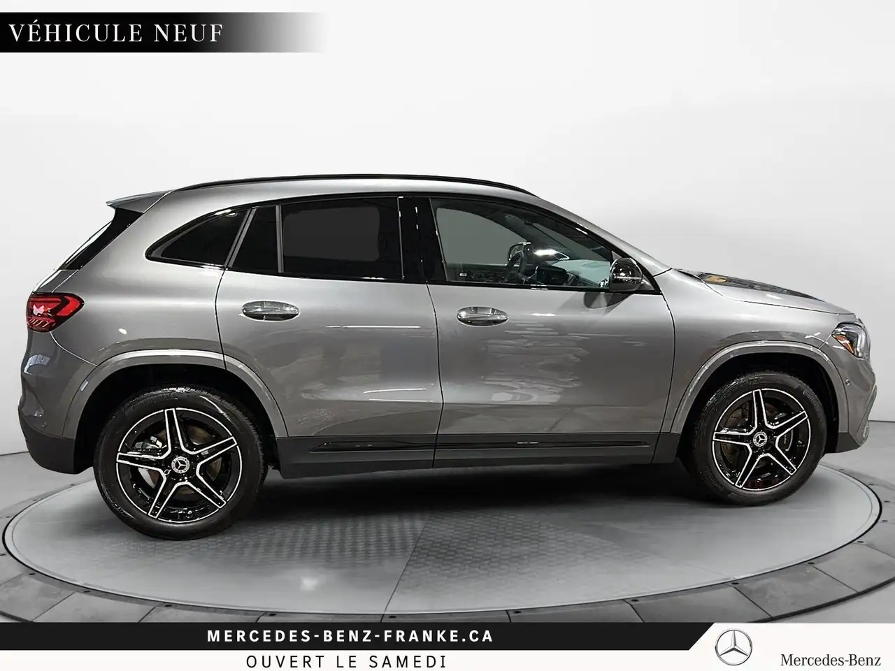 Mercedes-Benz GLA снимка Mercedes-Benz GLA