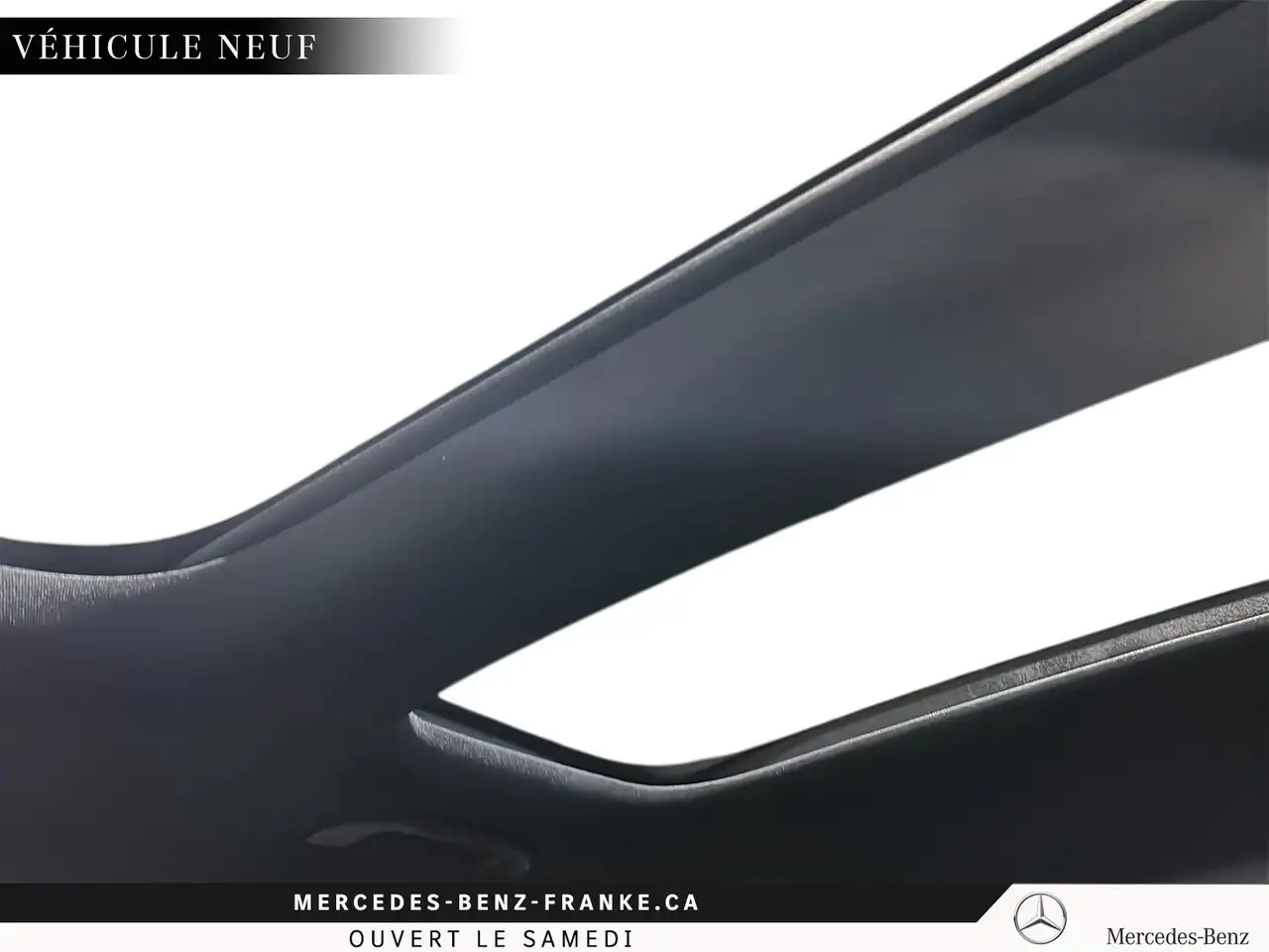 Mercedes-Benz GLA снимка Mercedes-Benz GLA