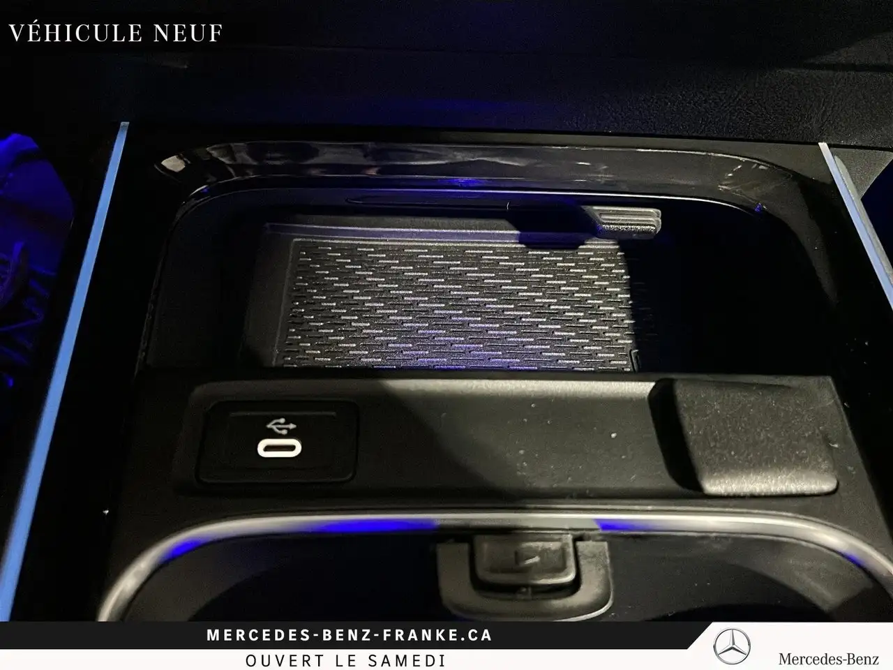 Mercedes-Benz GLA снимка Mercedes-Benz GLA