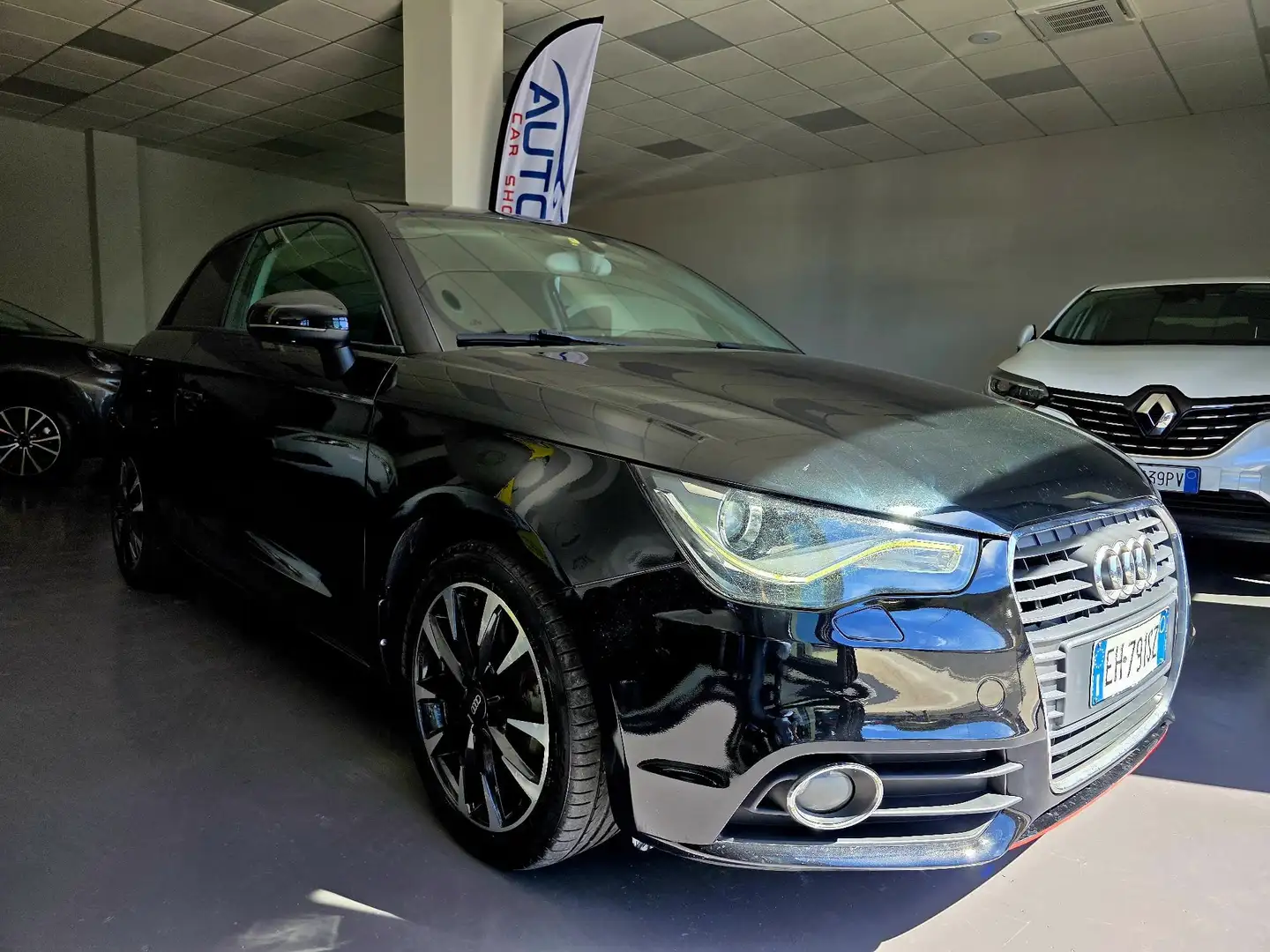 Audi A1 A1 I 2010 3p 1.4 tfsi Attraction 122cv Noir - 2