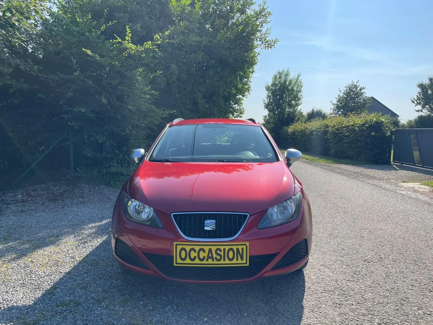 SEAT Ibiza ST 1.2 CR TDi JOLIE MALGREE QUELQUE LEGERES GRIFFE Rouge - 1