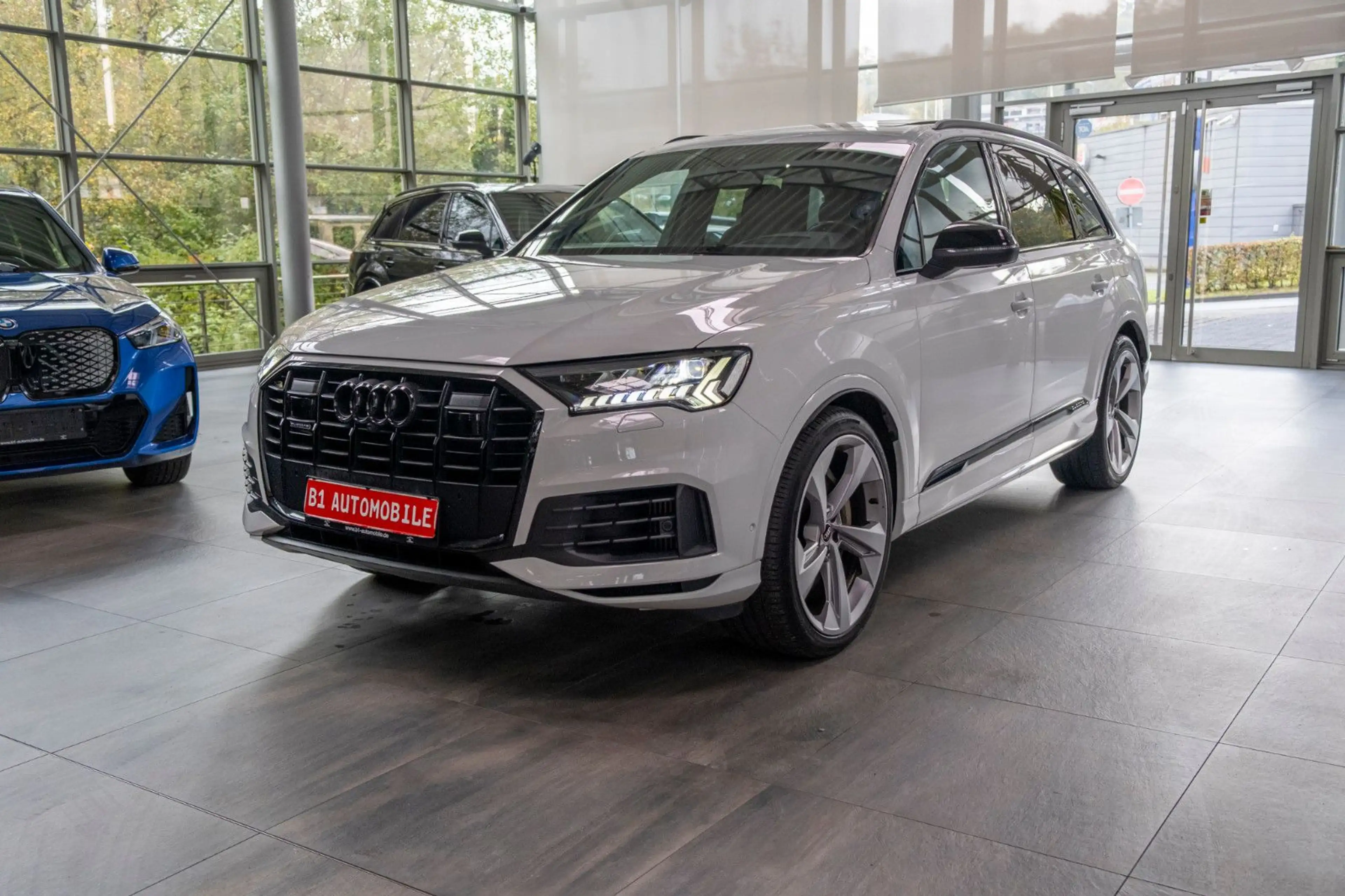 Audi Q7 55 TFSI e quattro*S-LINE*RS-SEAT*PANO*HUD*AHK