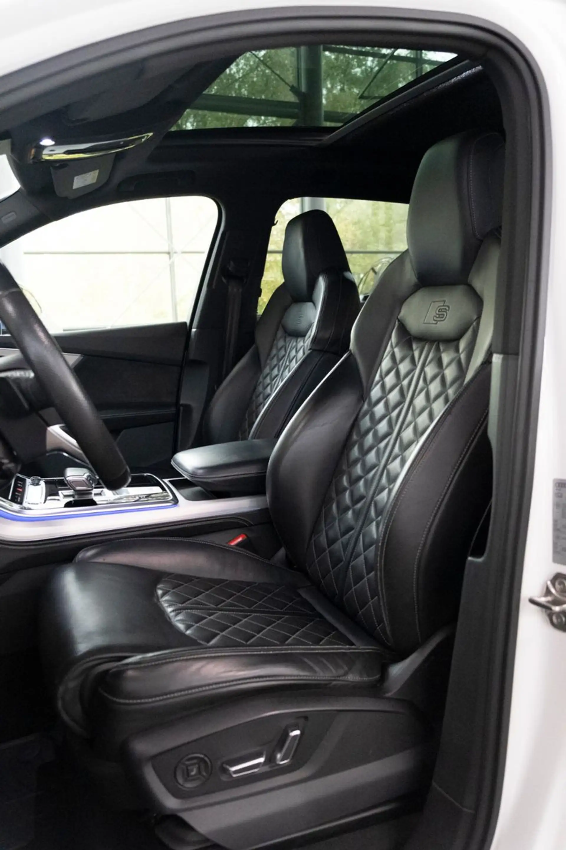 Audi Q7 55 TFSI e quattro*S-LINE*RS-SEAT*PANO*HUD*AHK — photo 8