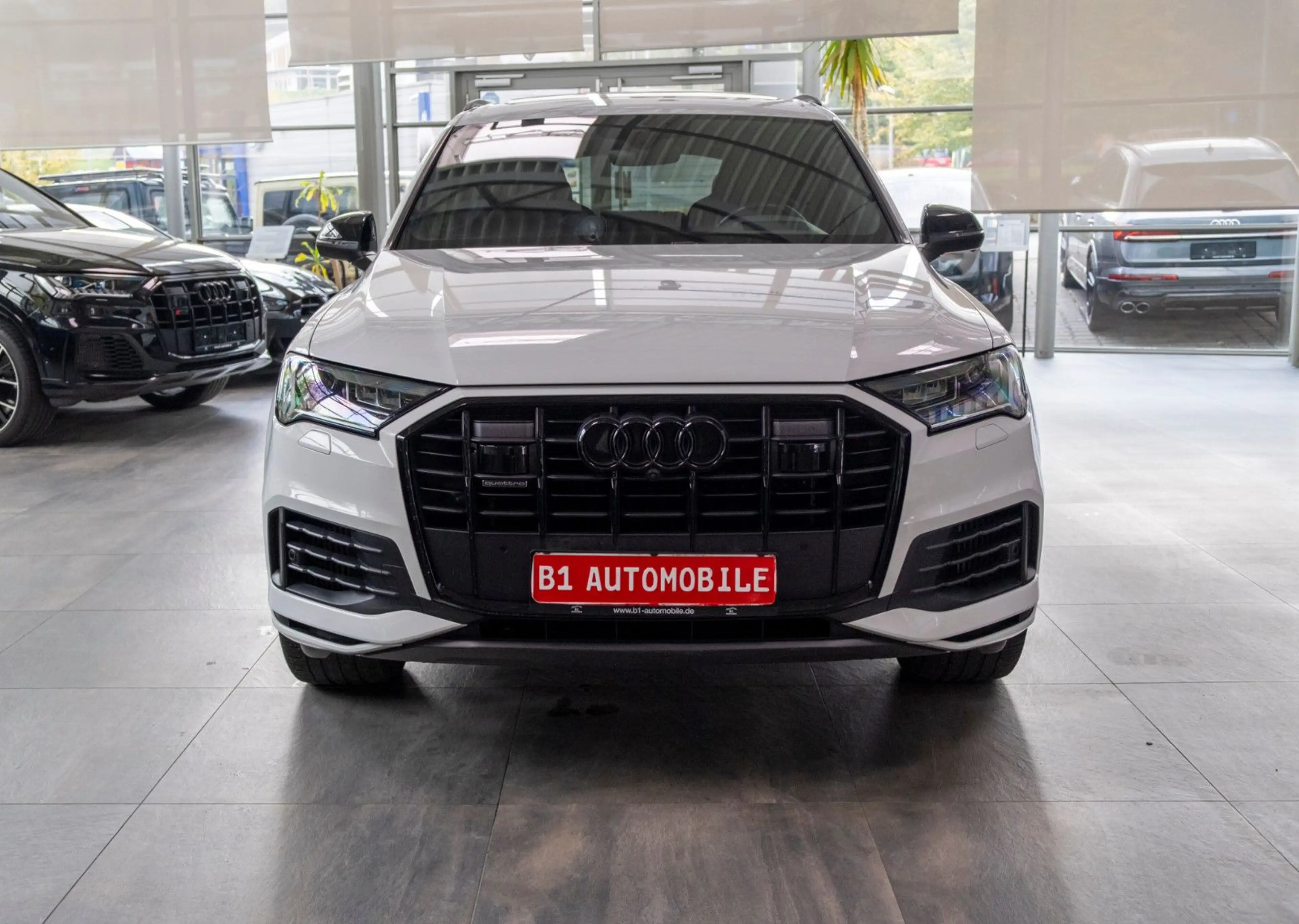 Audi Q7 55 TFSI e quattro*S-LINE*RS-SEAT*PANO*HUD*AHK — photo 2