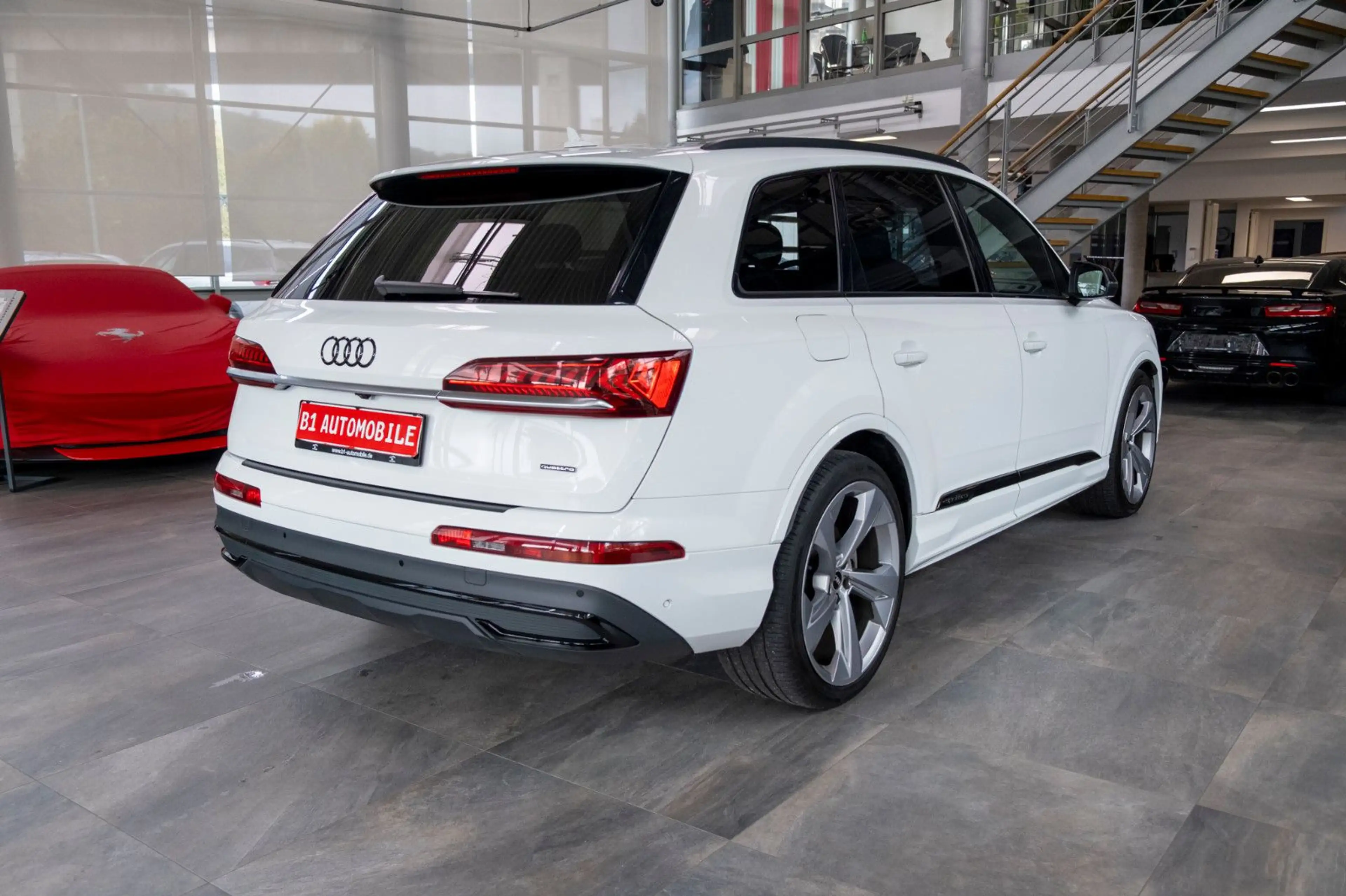 Audi Q7 55 TFSI e quattro*S-LINE*RS-SEAT*PANO*HUD*AHK — photo 4