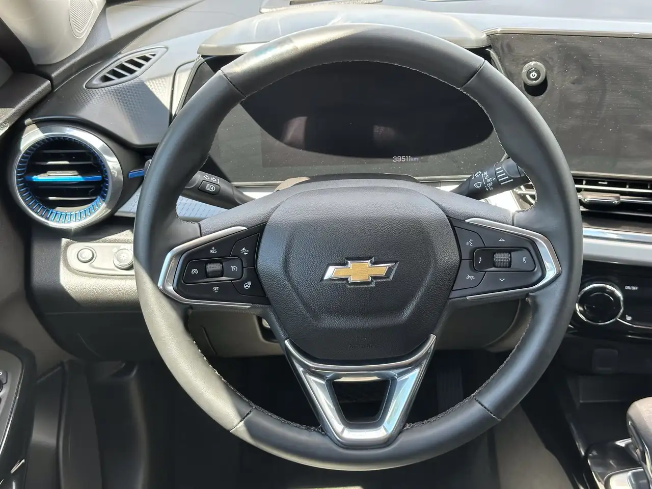 Chevrolet Trax снимка Chevrolet Trax